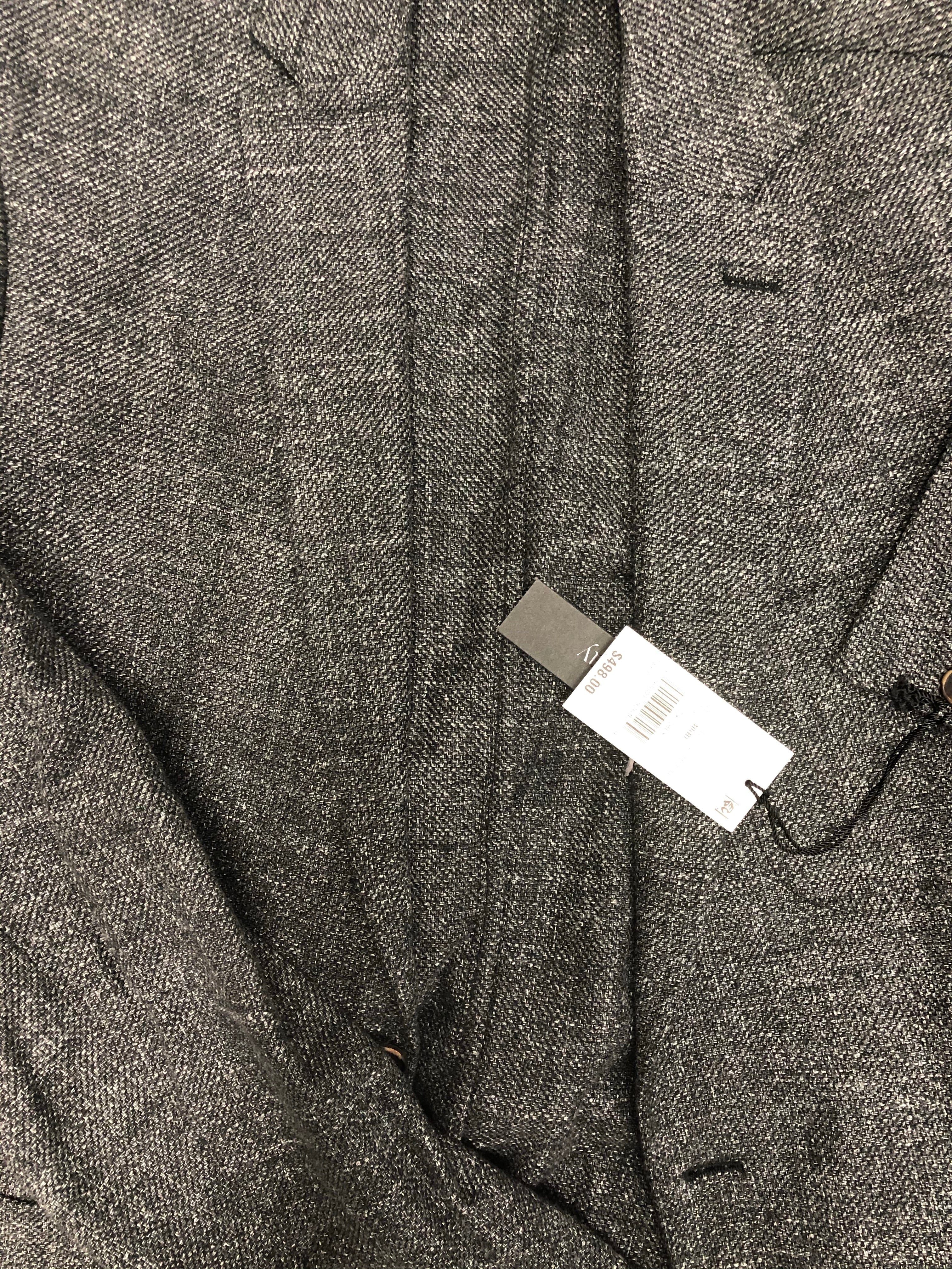 Men's Clothing SUITS/BLAZERS Wholesale Lot, DYLAN GRAY, 3 Units, Shelf Pulls, MSRP $1,494