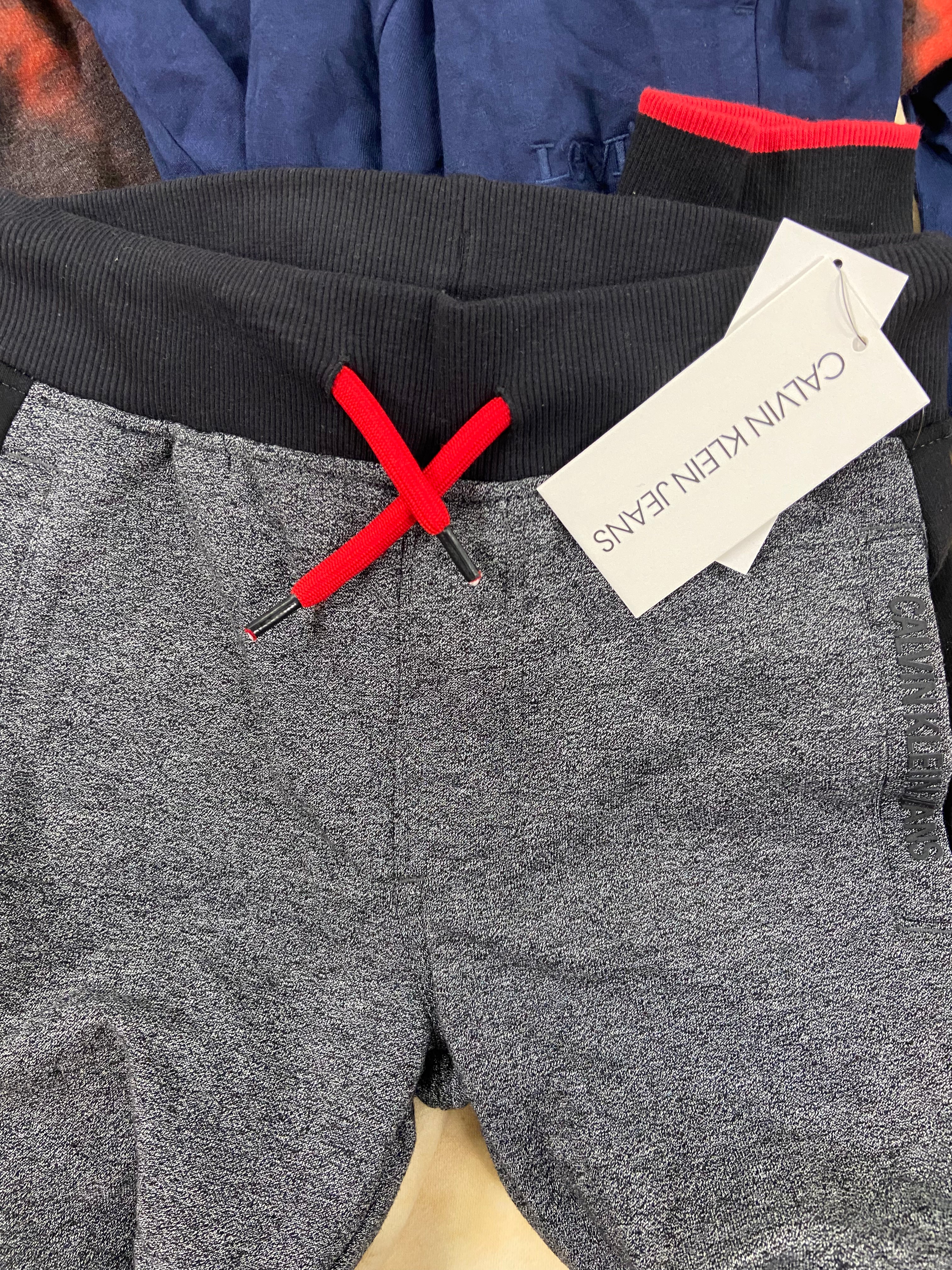 Kid's & Baby's Clothing Assorted Wholesale Lot, CALVIN KLEIN, LEVI'S, LUCKY BRAND, NAUTICA, NIKE, STAR WARS, UNIVIBE and more, 16 items, Shelf Pulls, MSRP $568