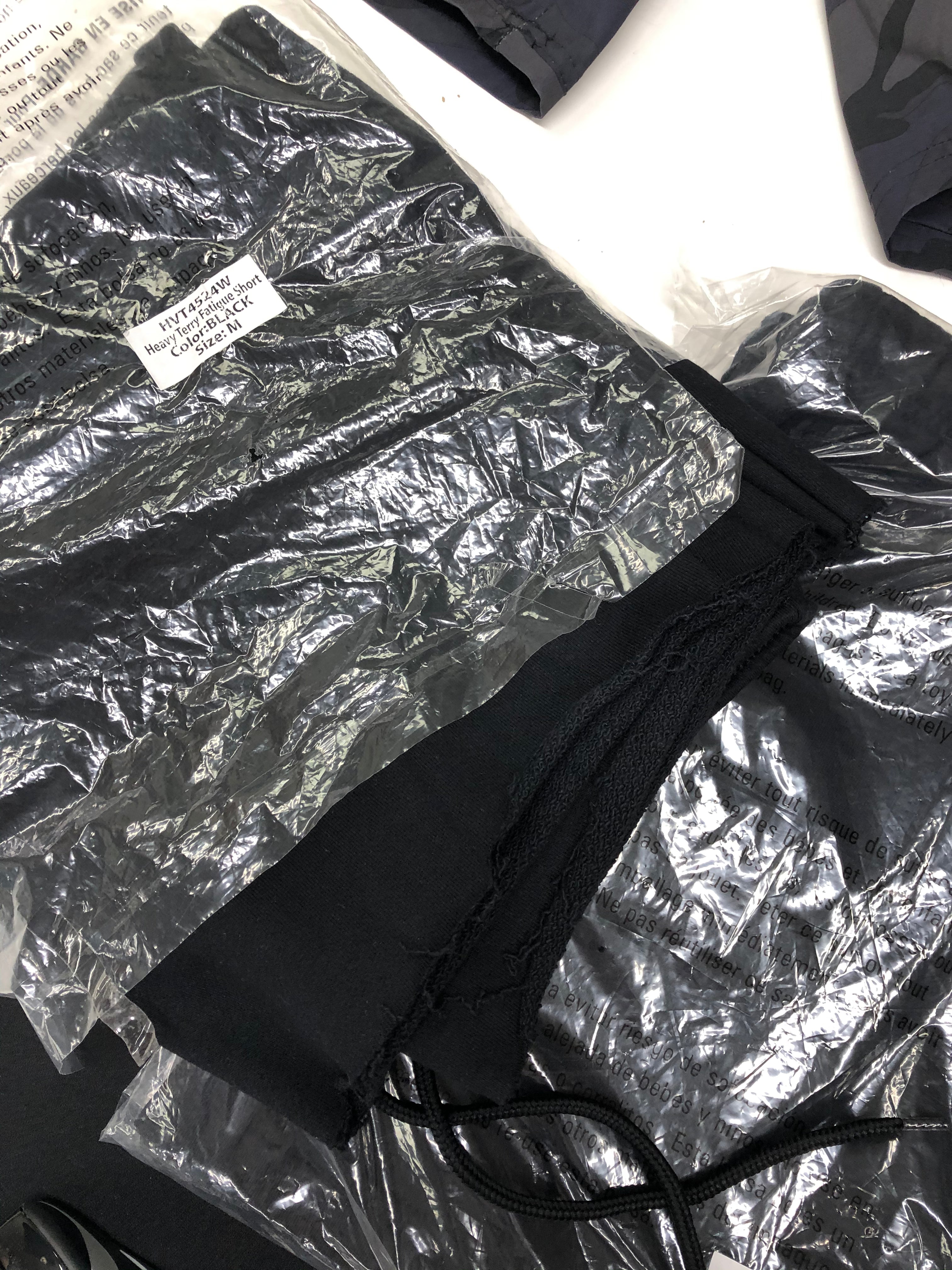 Men's Clothing Shorts and Other Bottom Wholesale Lot, IZOD, GERRY, MICROS, HANG TEN and more, 7 items, Shelf Pulls, MSRP $260