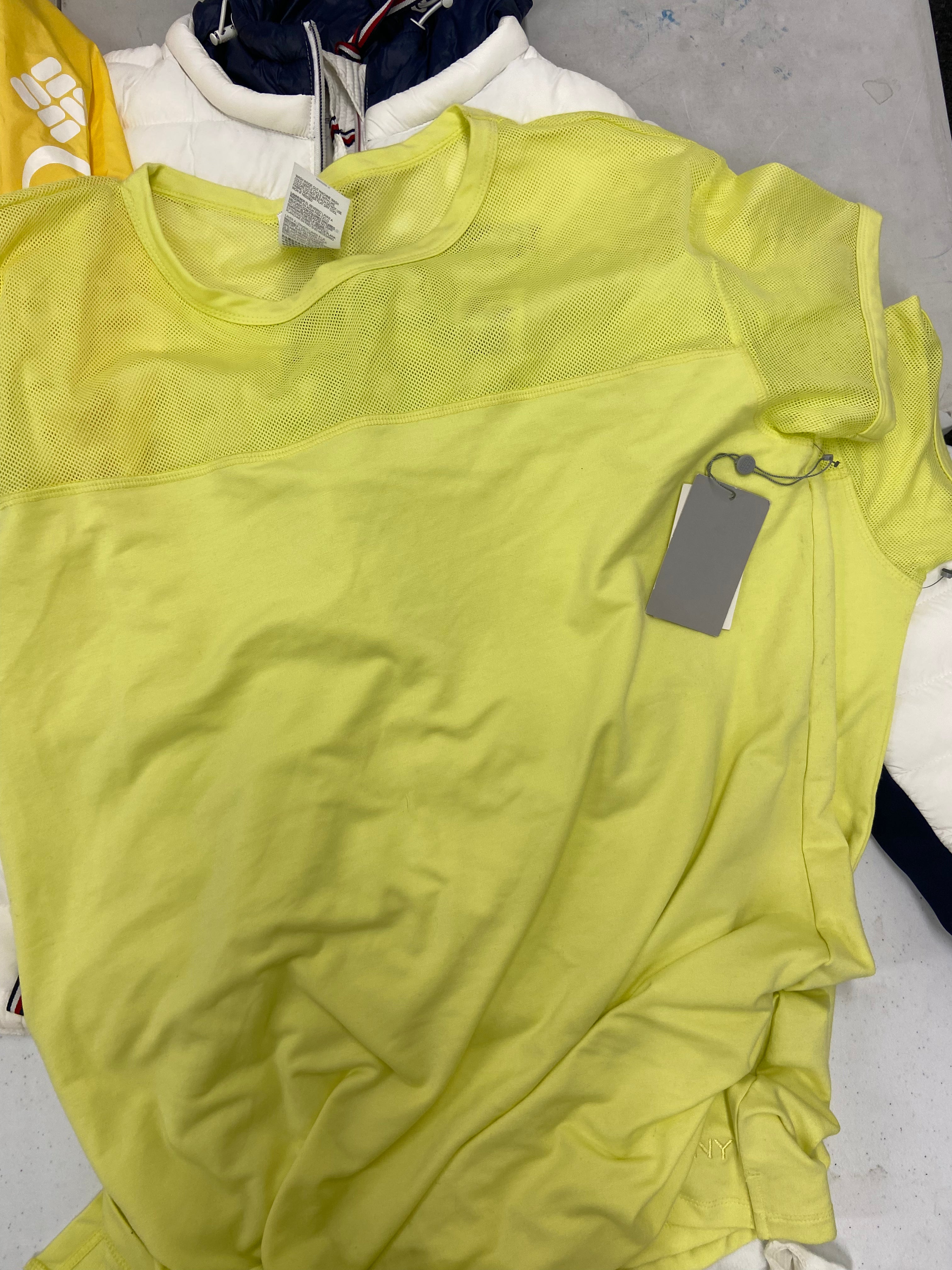 Women's Clothings Jackets & Tops Wholesale Lot, CALVIN KLEIN, TOMMY HILFIGER, COLUMBIA, FREE PEOPLE, DKNY and more, 8 items, CUSTOMER RETURNS
