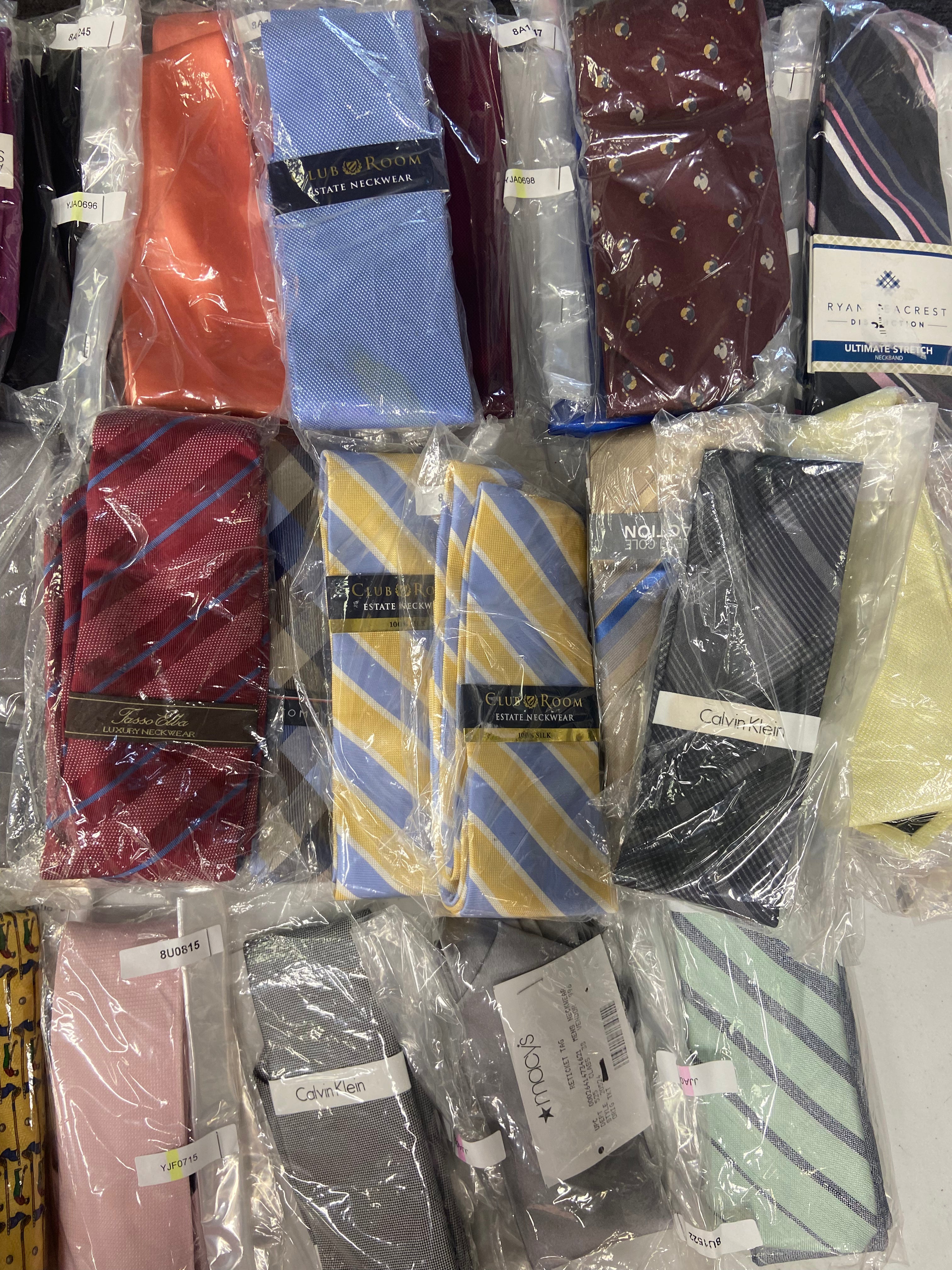 Men's Neckties Wholesale Lot, TOMMY HILFIGER, JOHN ASHFORD, MICHAEL KORS, KENNETH COLE,  CALVIN KLEIN, GEOFFREY BEENE, BAR III and more, 92 items, CUSTOMER RETURNS