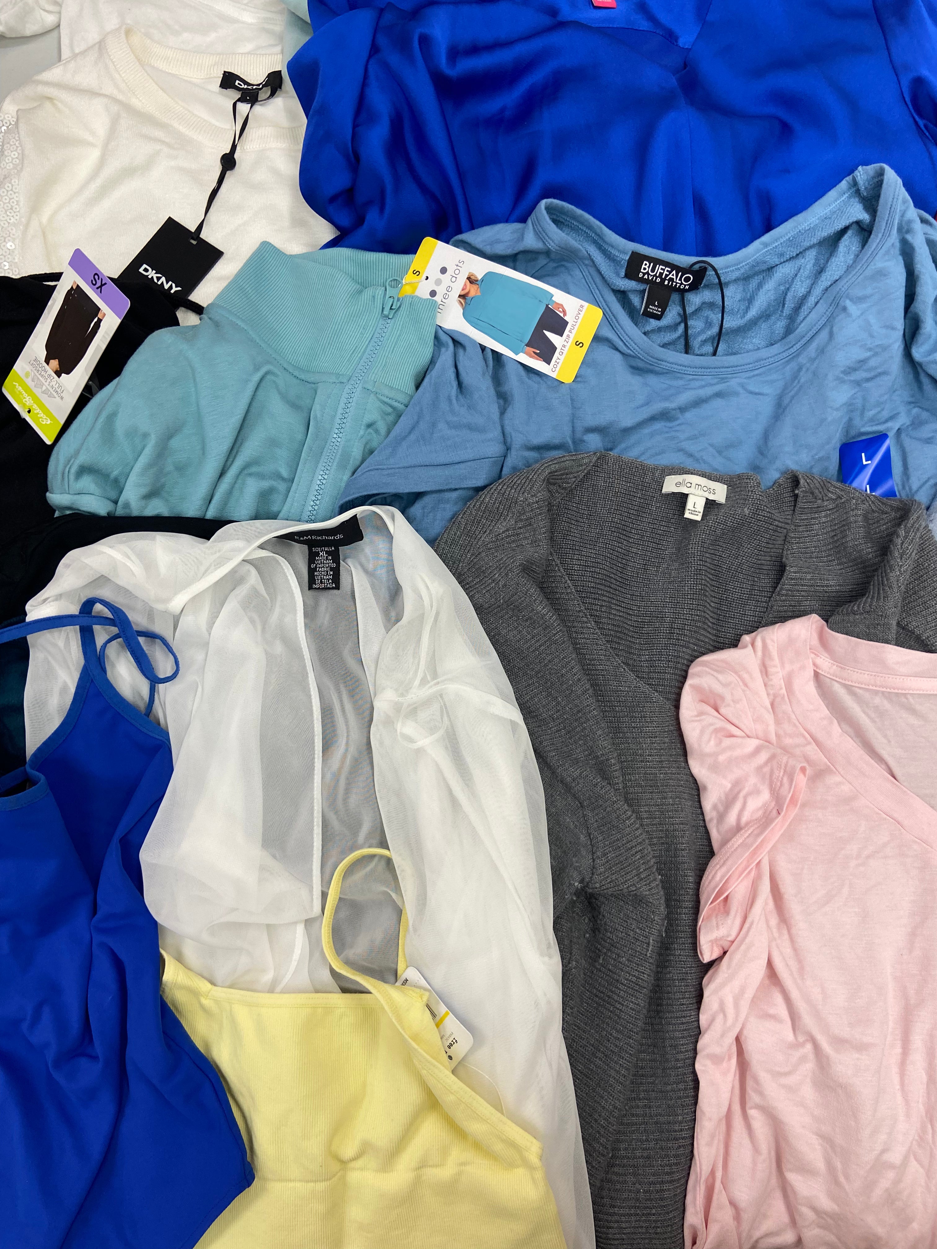 Women's?Clothings tops, Wholesale Lot, DKNY, VINCE CAMUTO, 1 STATE, BUFFALO, MARC NEW YORK, EDDIE BAUER, BANANA REPUBLIC, FREE PEOPLE and more, 23 items, CUSTOMER RETURNS