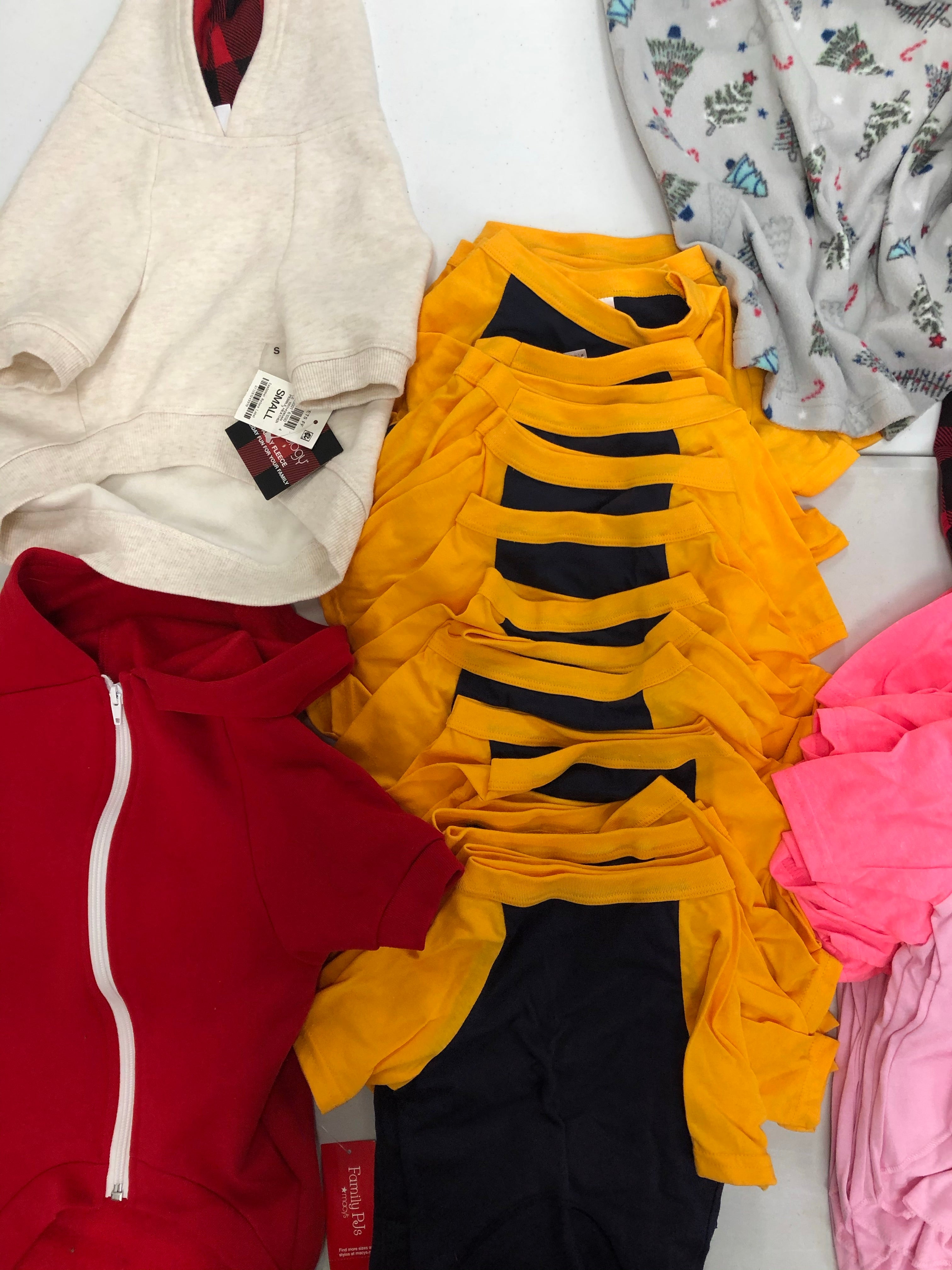 Dog's Clothing Wholesale Lot, AMERICAN APPAREL, FAMILY PJ and more, 52 items, Shelf Pulls, MSRP $655