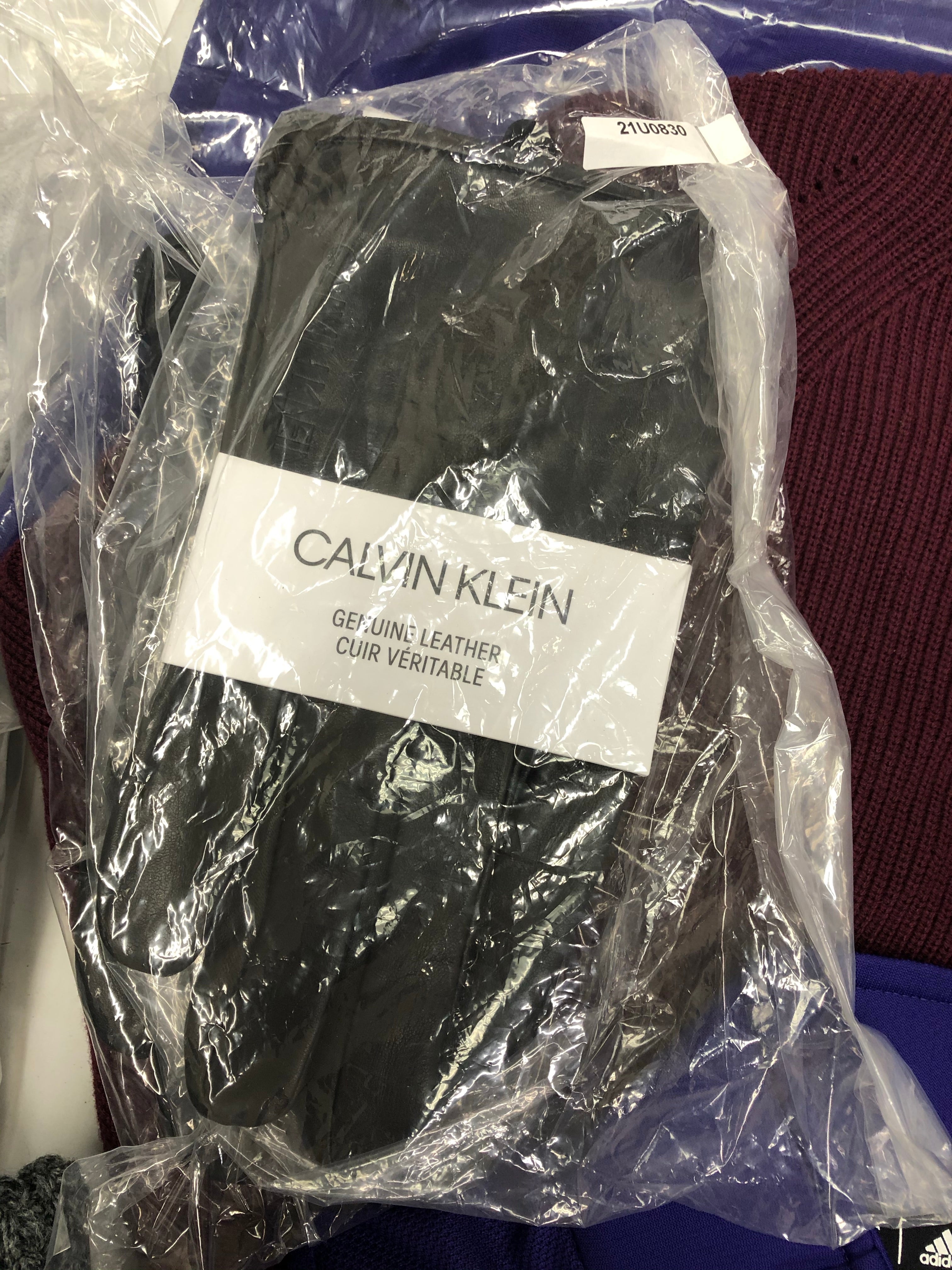 Men's Clothing, Accesories, Short Sleeve tops and more Wholesale Lot, ADIDAS, CALVIN KLEIN, STEVE MADDEN, AMERICAN APPAREL and more, 41 items, Shelf Pulls, MSRP $1,291