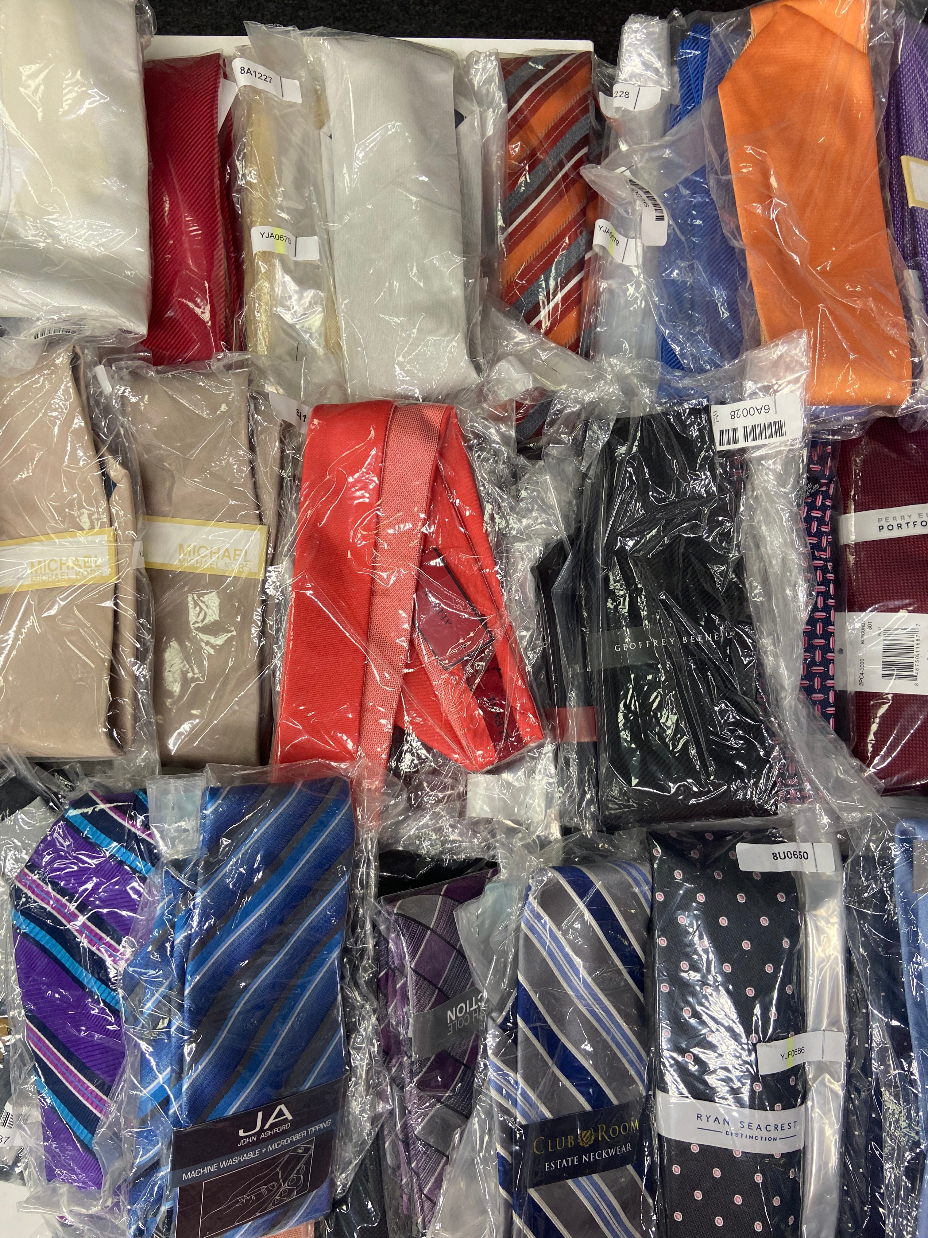 Men's Neckties Wholesale Lot, TOMMY HILFIGER, JOHN ASHFORD, MICHAEL KORS, KENNETH COLE,  CALVIN KLEIN, GEOFFREY BEENE, BAR III and more, 92 items, CUSTOMER RETURNS
