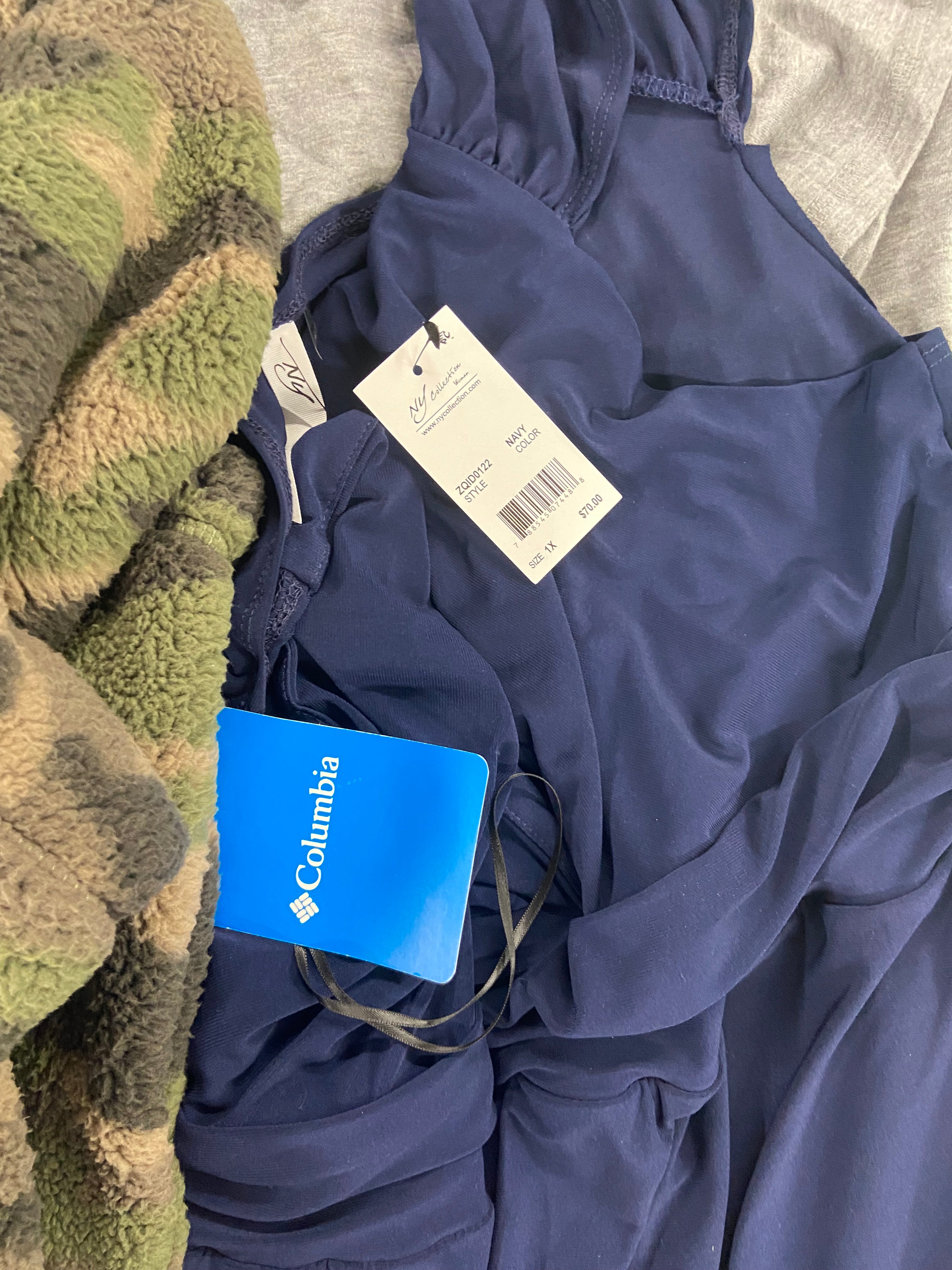 Women's Clothing Assorted Wholesale Lot, LAUREN RALPH LAUREN, CALVIN KLEIN, MICHAEL KORS, VINCE CAMUTO, COLUMBIA, FREE PEOPLE and Others, 12 items, Shelf Pulls, MSRP $941