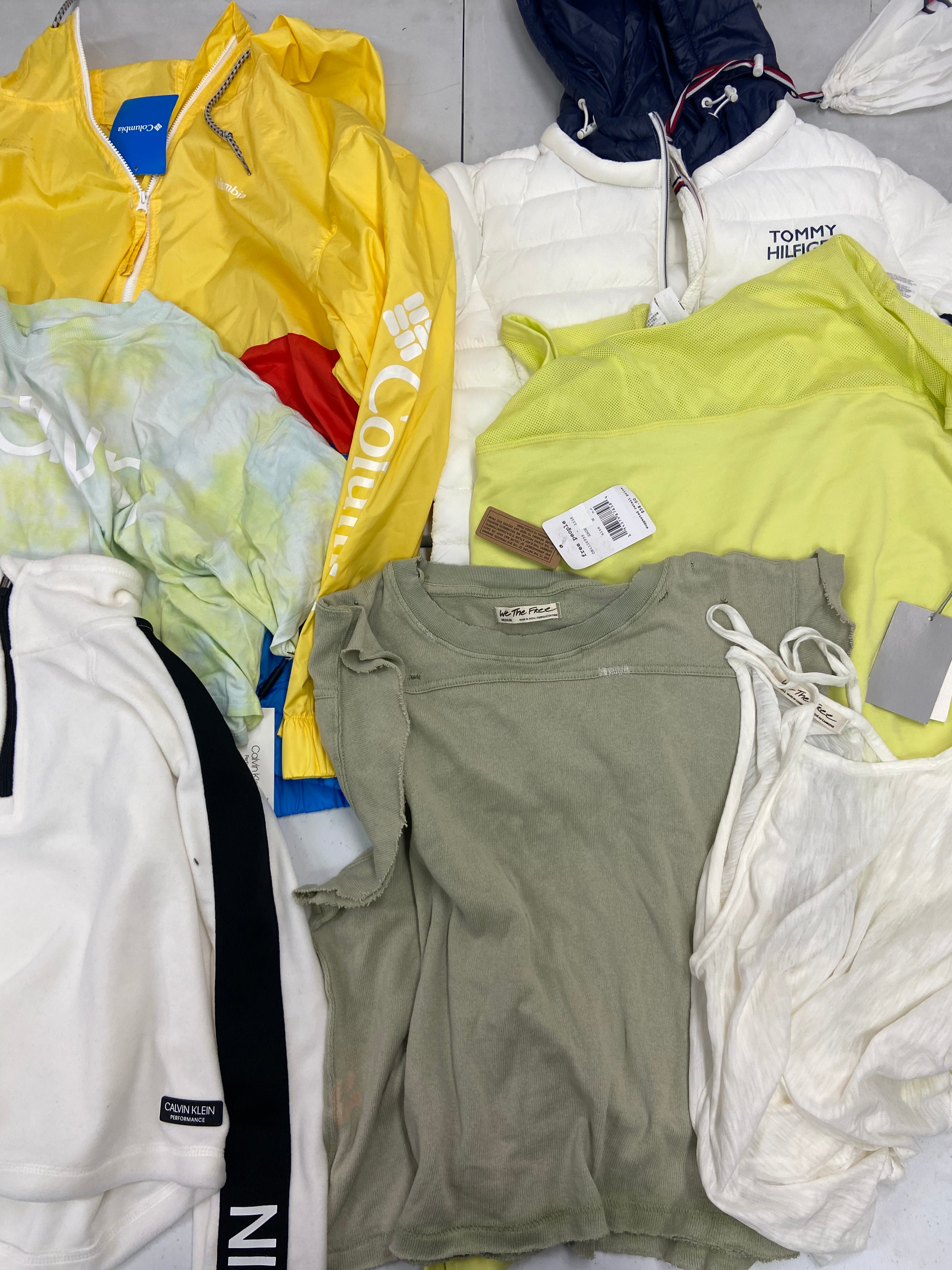 Women's Clothings Jackets & Tops Wholesale Lot, CALVIN KLEIN, TOMMY HILFIGER, COLUMBIA, FREE PEOPLE, DKNY and more, 8 items, CUSTOMER RETURNS