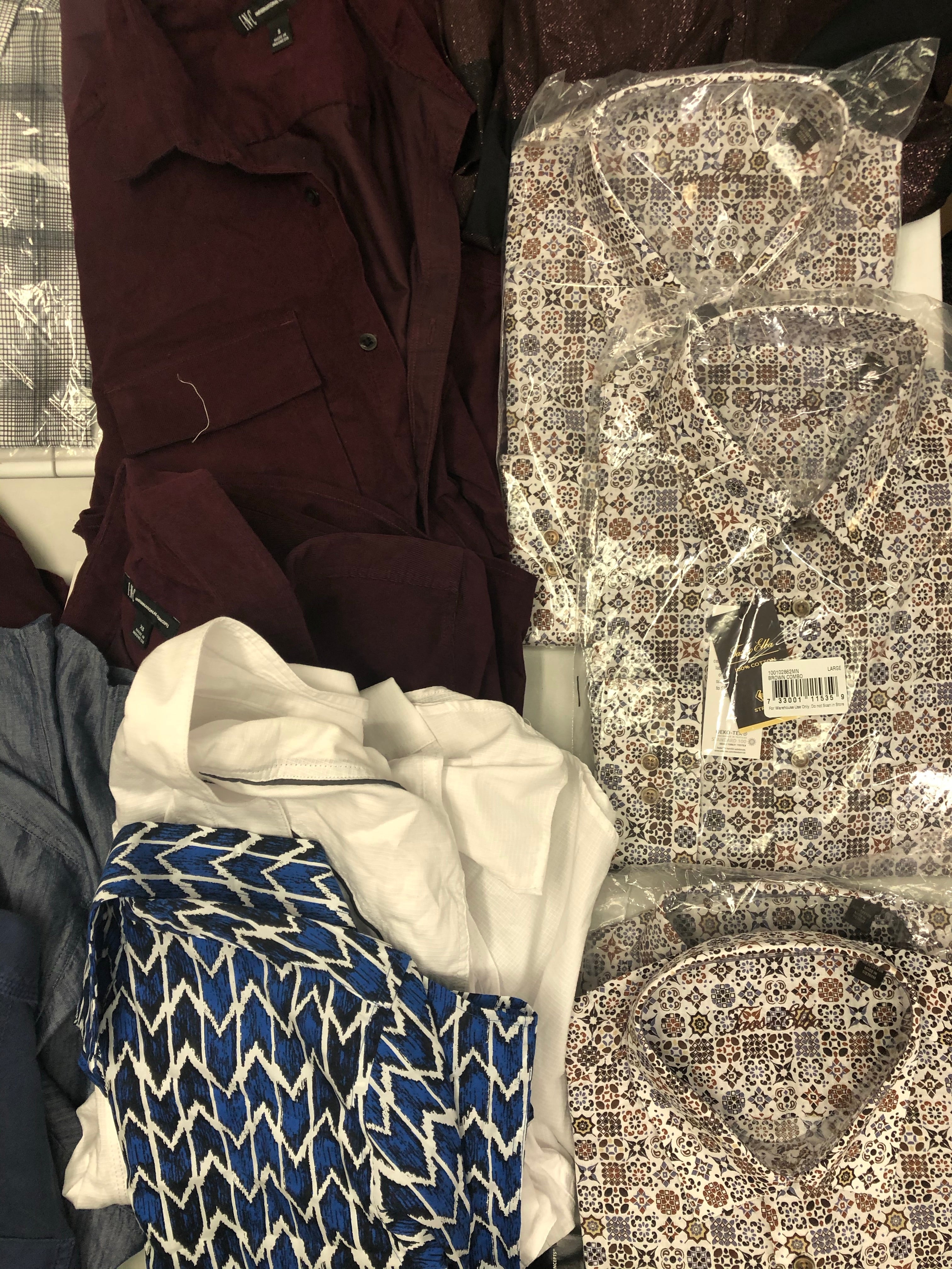Men's Clothing Button Down Shirt Wholesale Lot, TASSO ELBA, SUN + STONE, Alfani and more, 16 Units, Shelf Pulls, MSRP $1,171