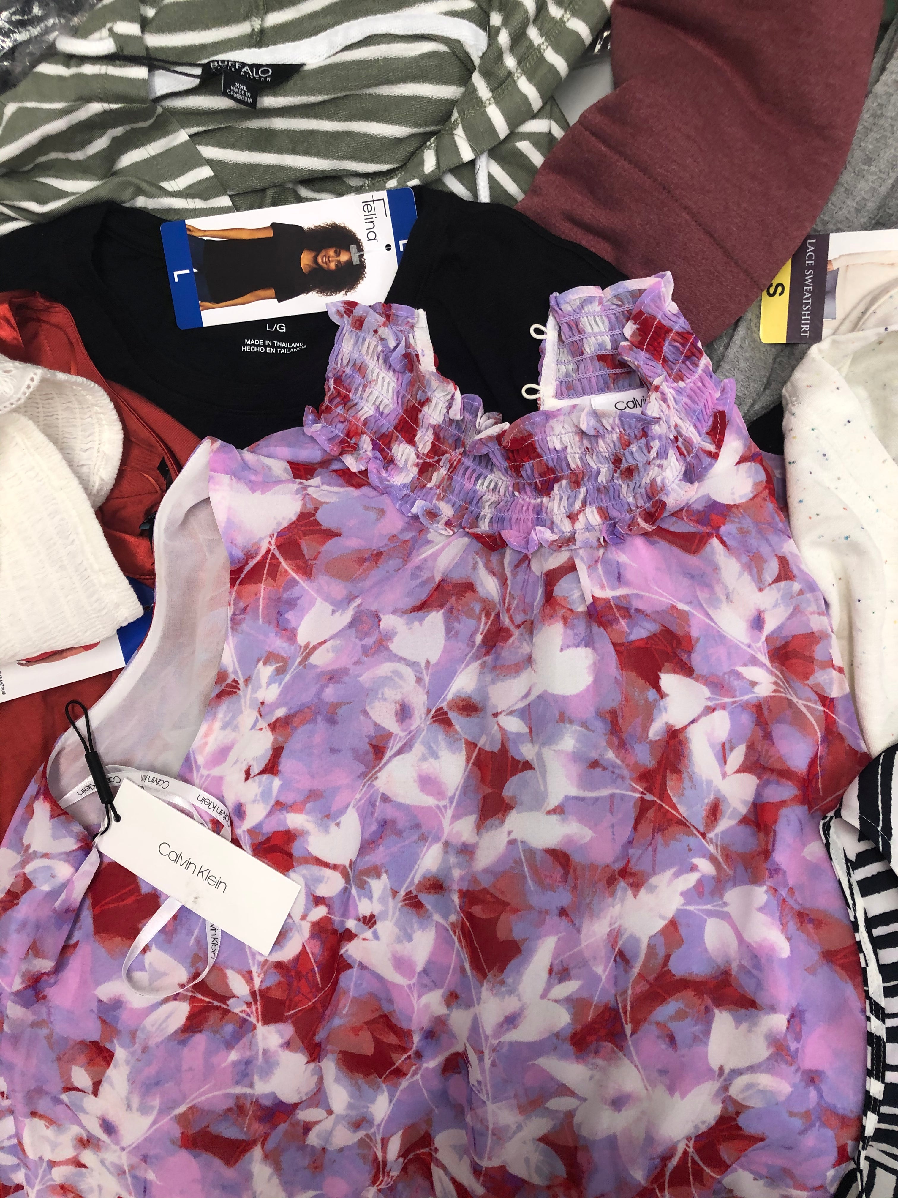 Women's Clothing Tops Wholesale Lot, LUCKY BRAND, POLO RALPH LAUREN, FREE PEOPLE, CALVIN KLEIN, DKNY, THREE DOTS and more, 25 items, Shelf Pulls, MSRP $967