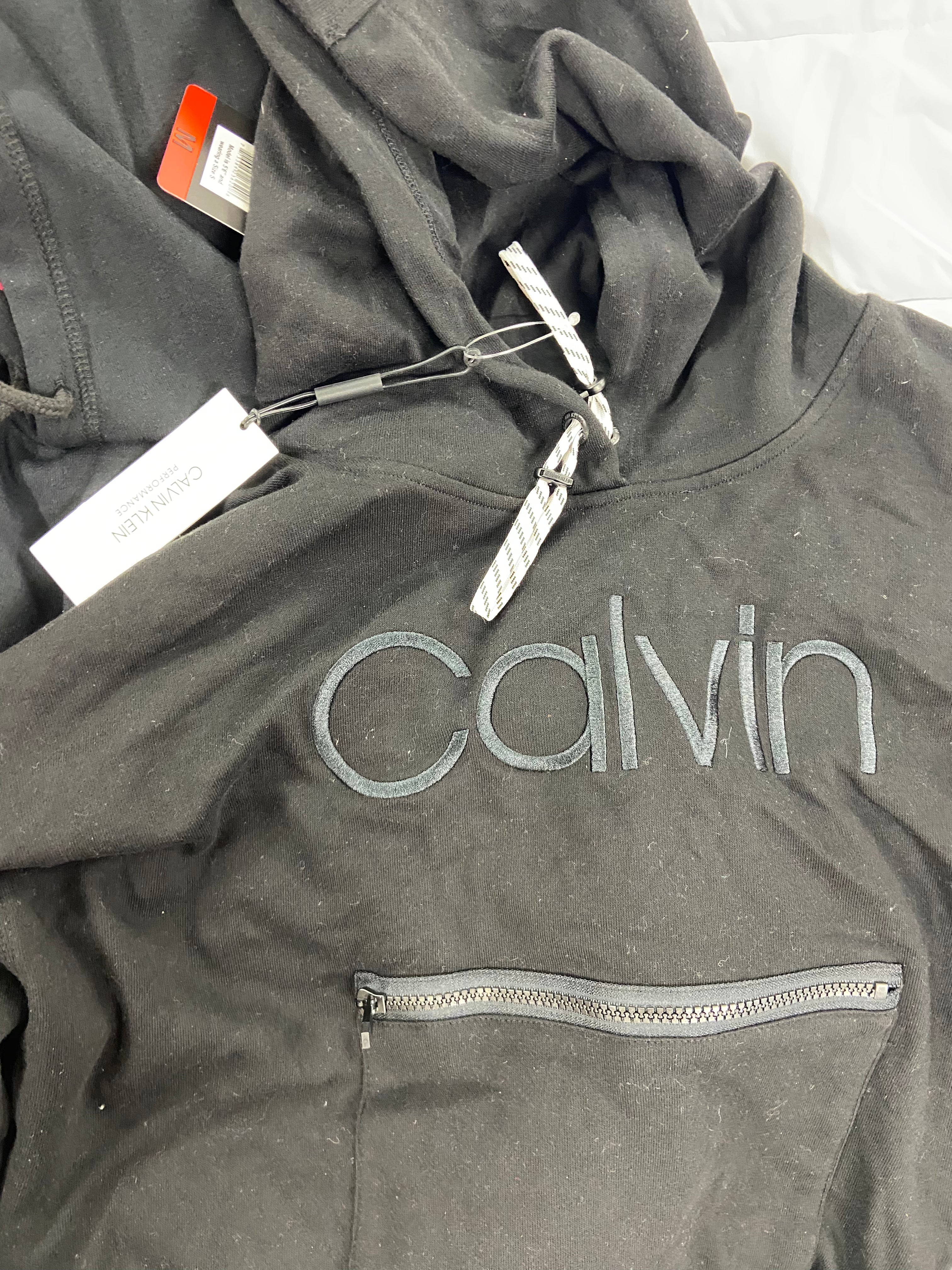 Women's Clothing Jackets & Others, Wholesale Lot, MARMOT, CALVIN KLEIN, AVENTURE, 1 MADISON, ANDREW MARC and more, 6 items, Shelf Pulls, MSRP $485