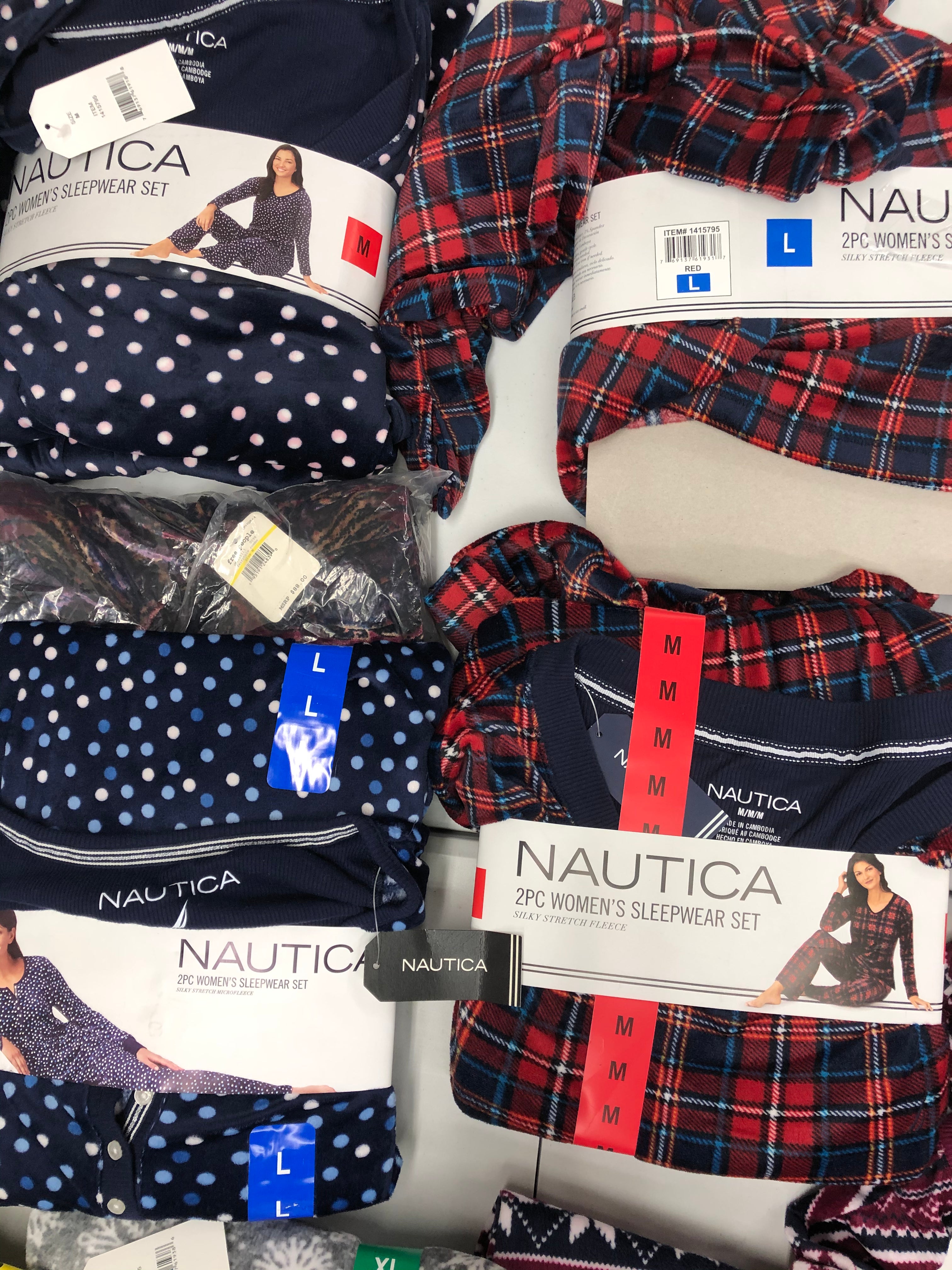 Women's Fleece Pajamas Wholesale Lot, NAUTICA, Free people, 11 items, Shelf Pulls, MSRP $730