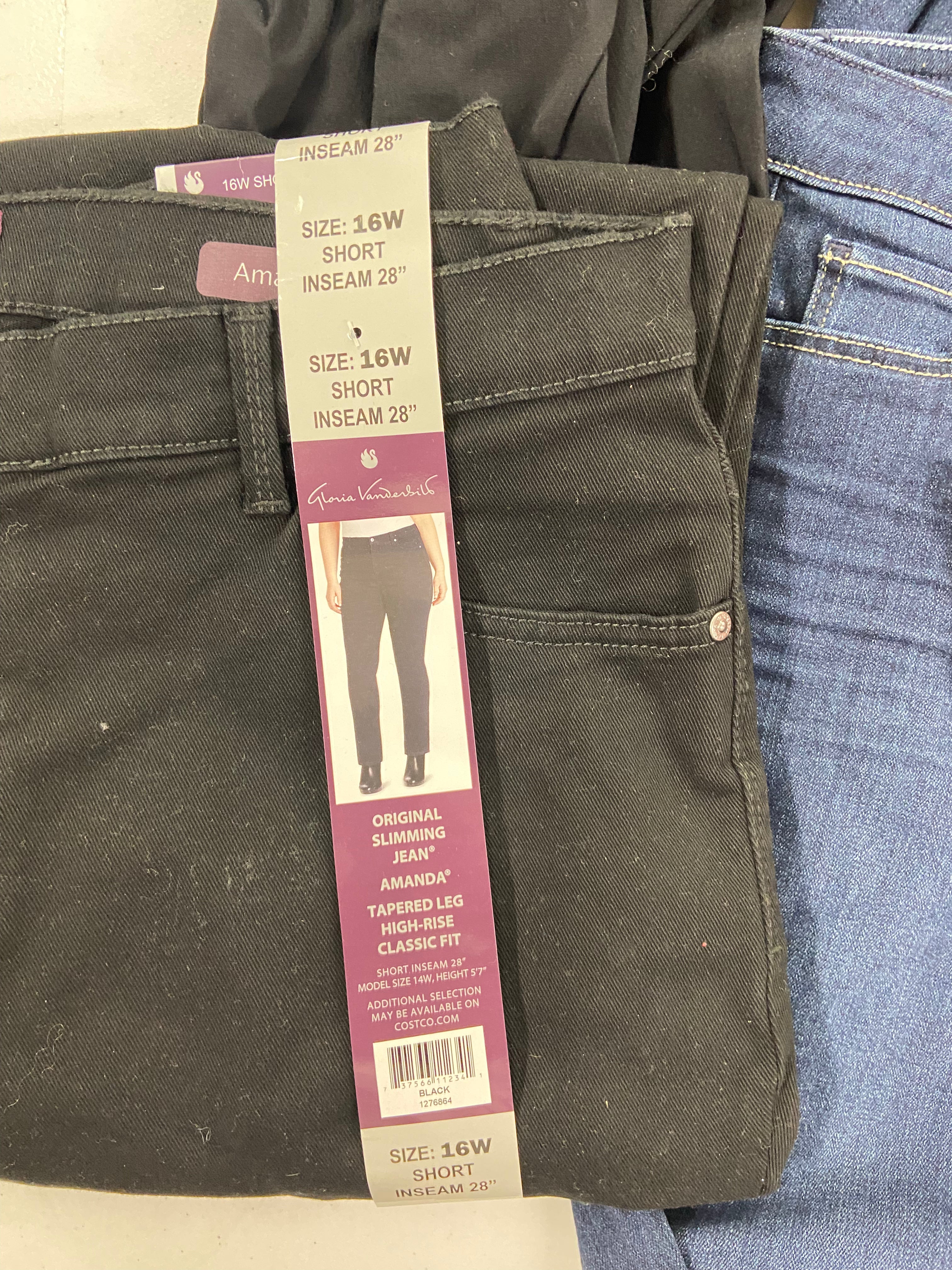 Women's Clothing Bottoms Wholesale Lot, HUDSON, PAIGE, AMERICAN APPAREL, SKECHERS, LVPL, GLORIA VANDERBILT and more, 12 items, Shelf Pulls, MSRP $907