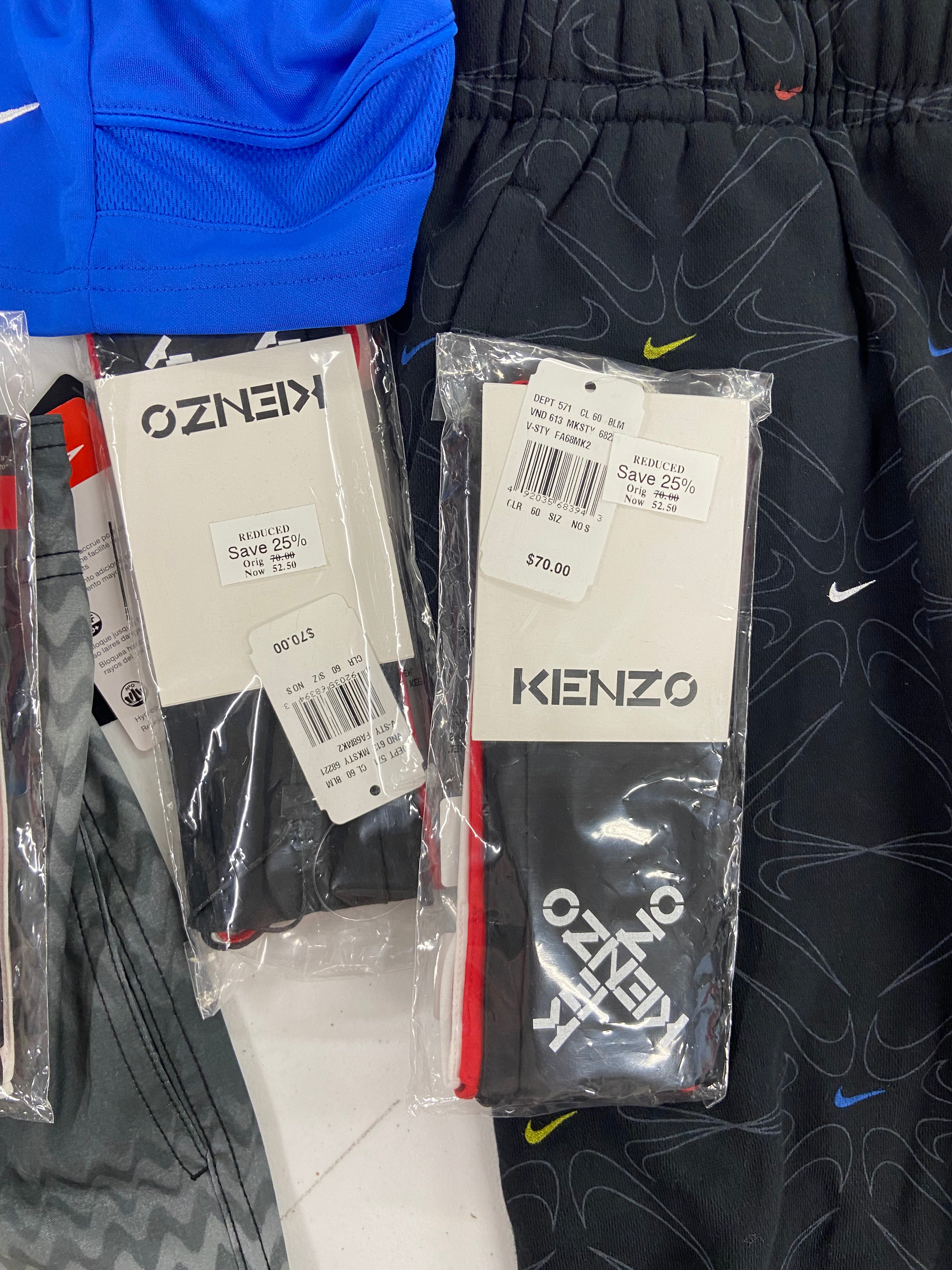 Men's Clothing Shorts & Others Wholesale Lot, NIKE, SPEEDO, BASS OUTDOOR, FLAG & ANTHEM, KENZO and more, 11 items, Shelf Pulls, MSRP $564