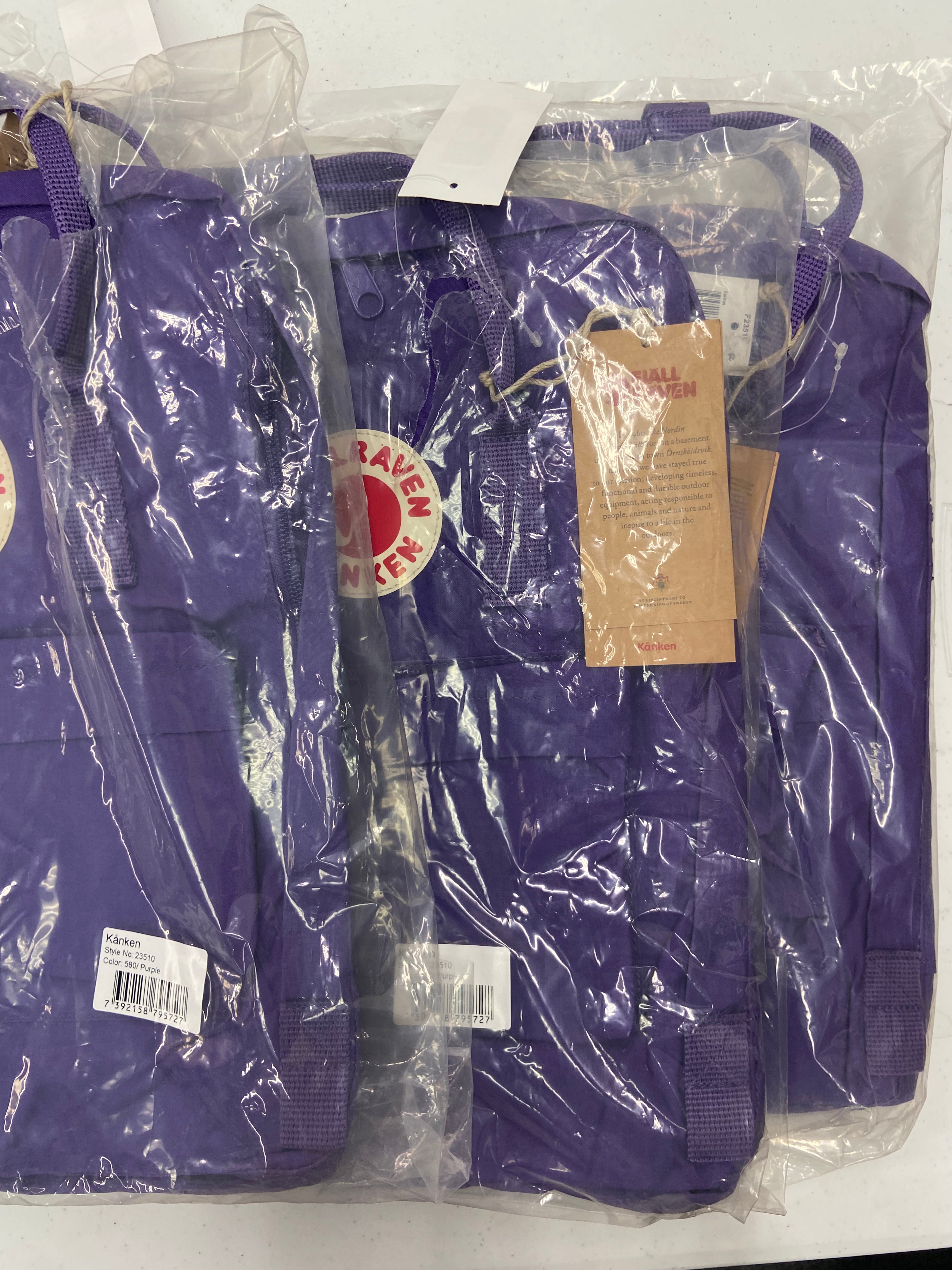 Women's Backpack Wholesale Lot, FJALLRAVEN, 5 items, New, MSRP $400