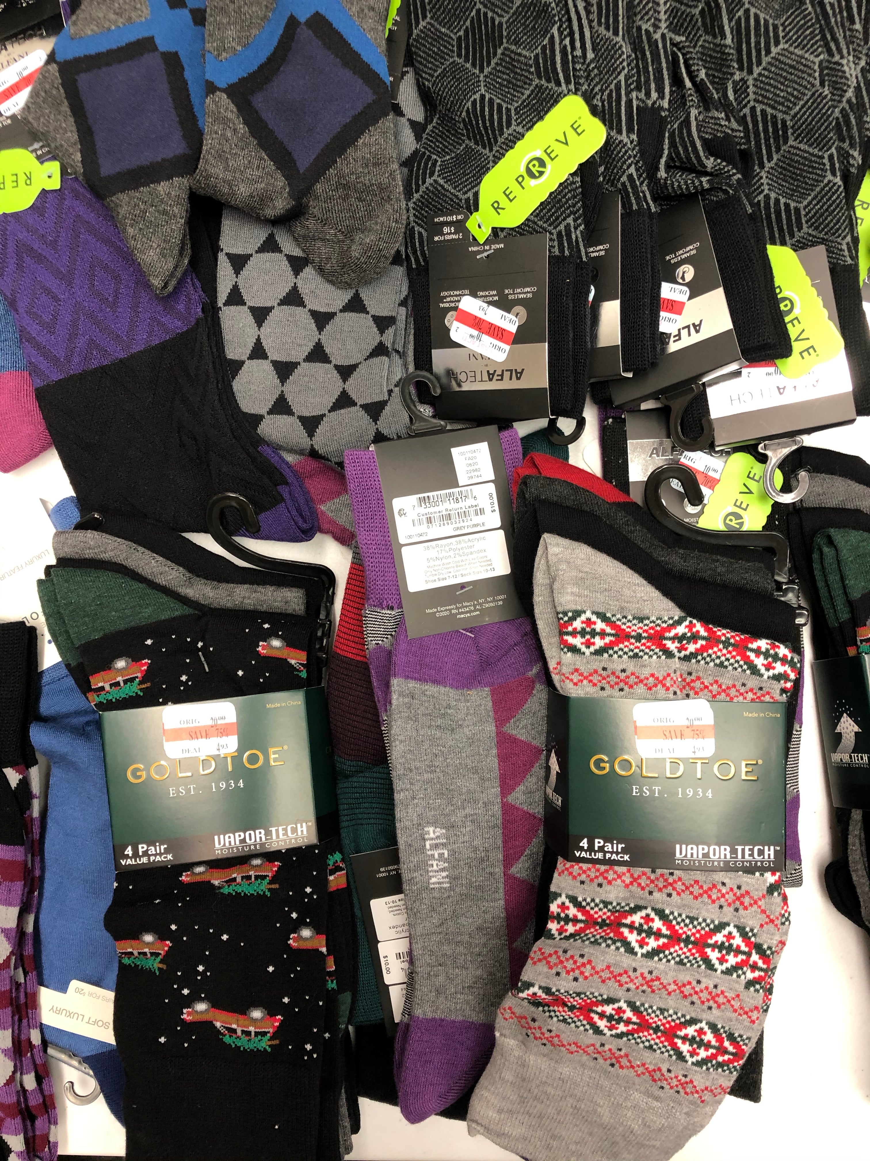 Men's Socks Wholesale Lot, Tommy Hilfiger, Perry Ellis, Gold Toe, Alfani, 110 Units, Shelf Pulls, MSRP $1,188.99