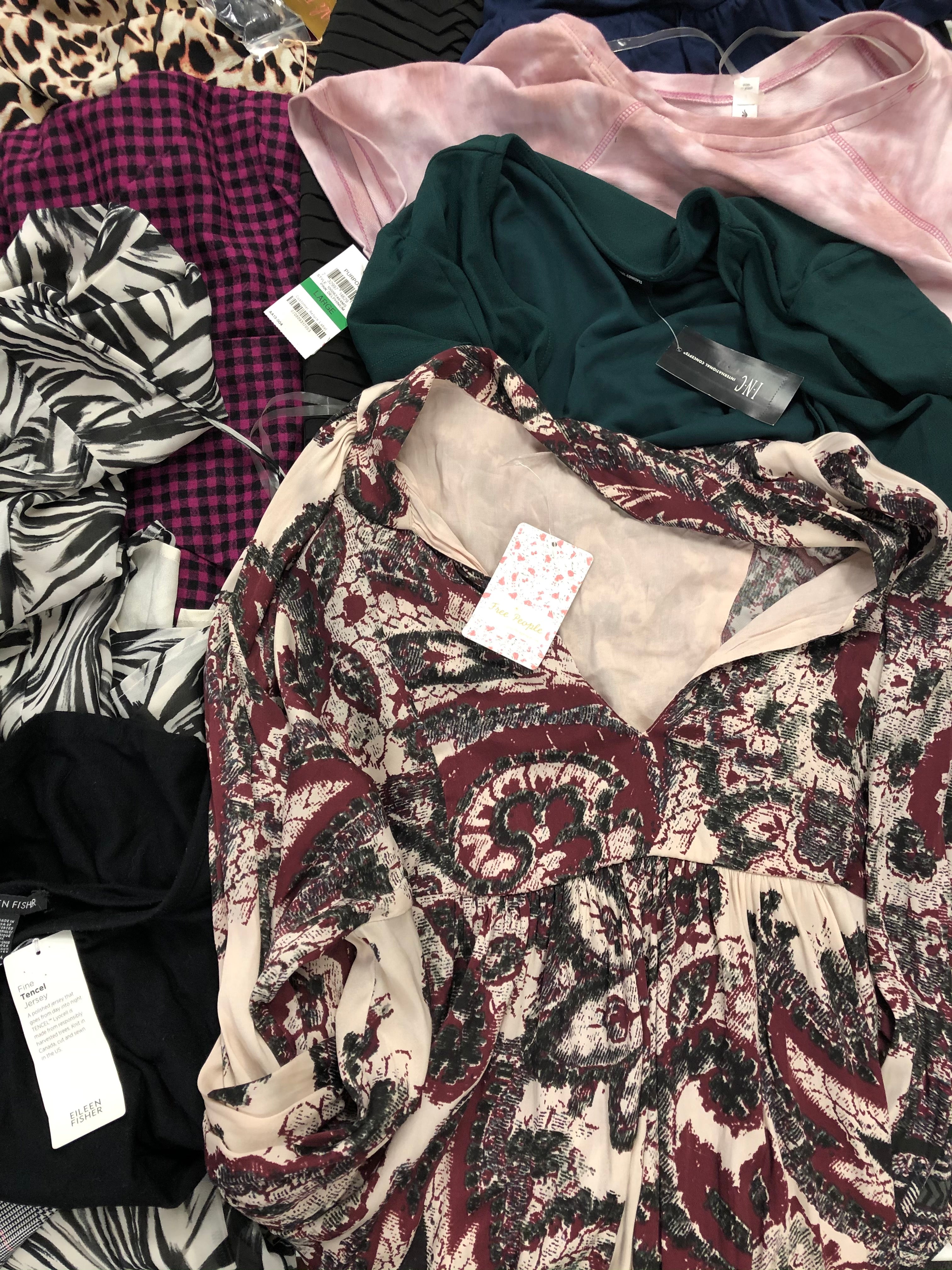 Women's Clothing DRESSES/ROMPERS Wholesale Lot, EILEEN FISHER, FREE PEOPLE, BCBG, PARKER LIFESTYLE, ALFANI and more, 16 items, Shelf Pulls, MSRP $1,871