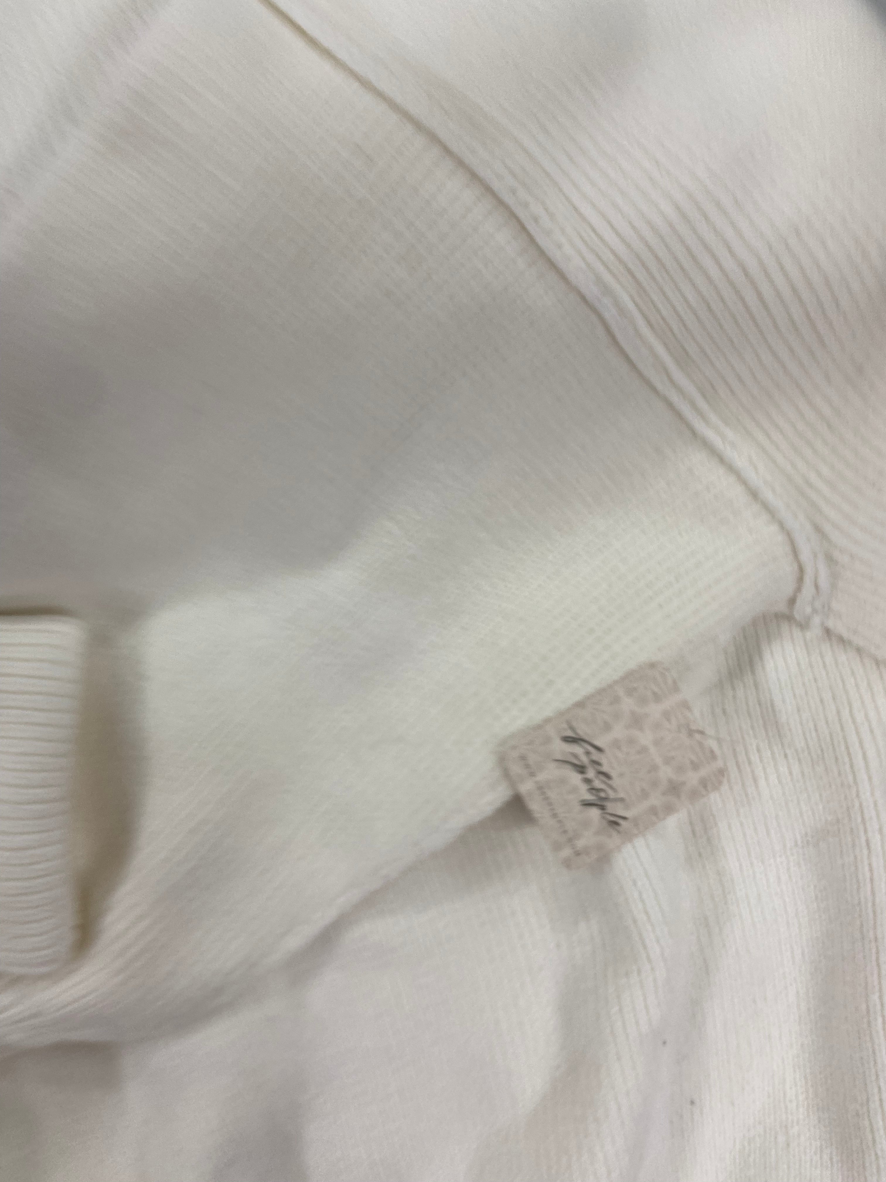 Women's Clothing OUTERWEAR & Other Wholesale Lot, MONDETTA, FREE PEOPLE, 32 DEGREES, 1 MADISON, 4 items, Shelf Pulls, MSRP $487