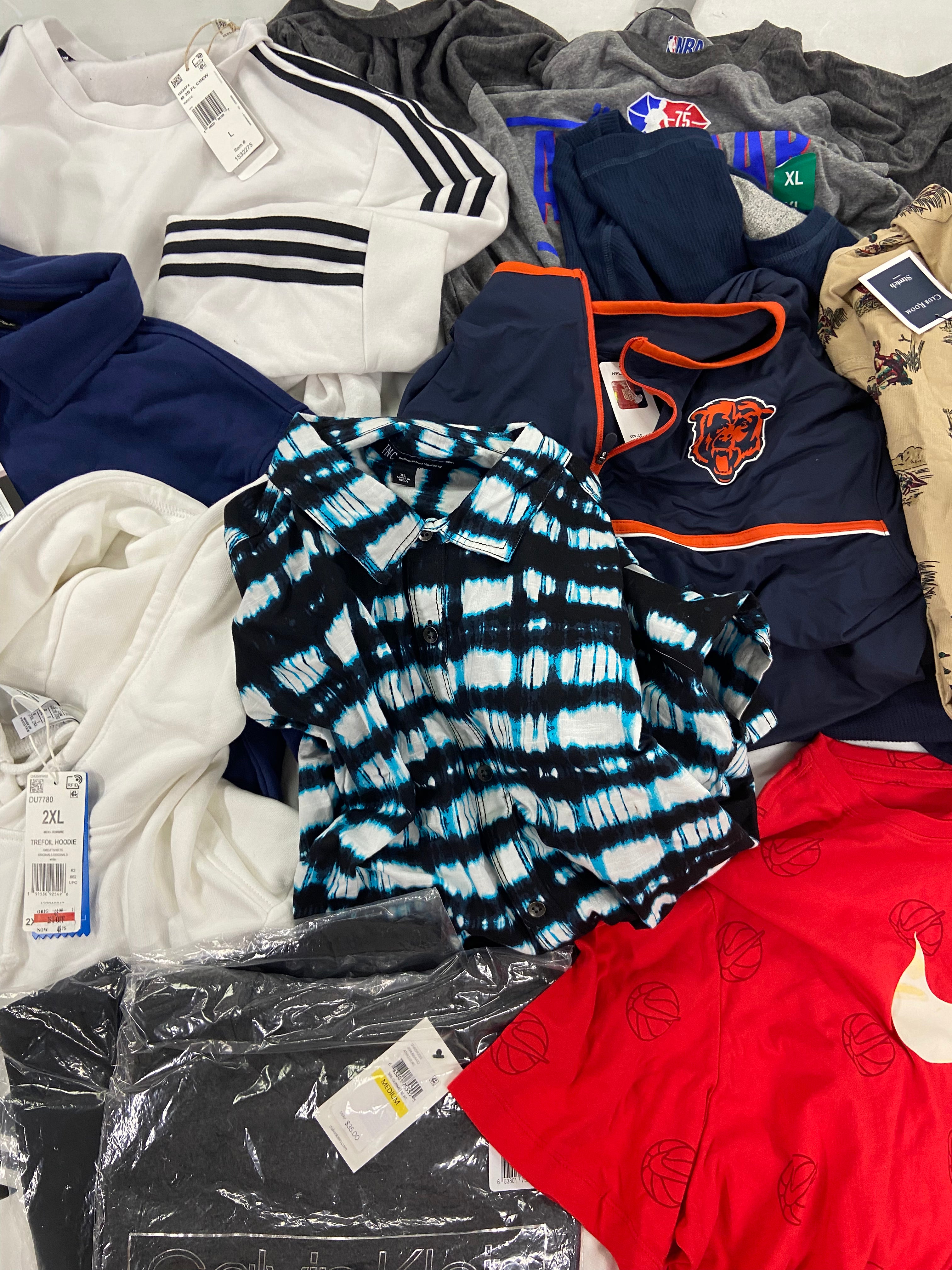Men's Clothing Shirts Wholesale Lot, ADIDAS, NIKE, BANANA REPUBLIC, CALVIN KLEIN, NBA, NFL and more, 11 items, Shelf Pulls, MSRP $530