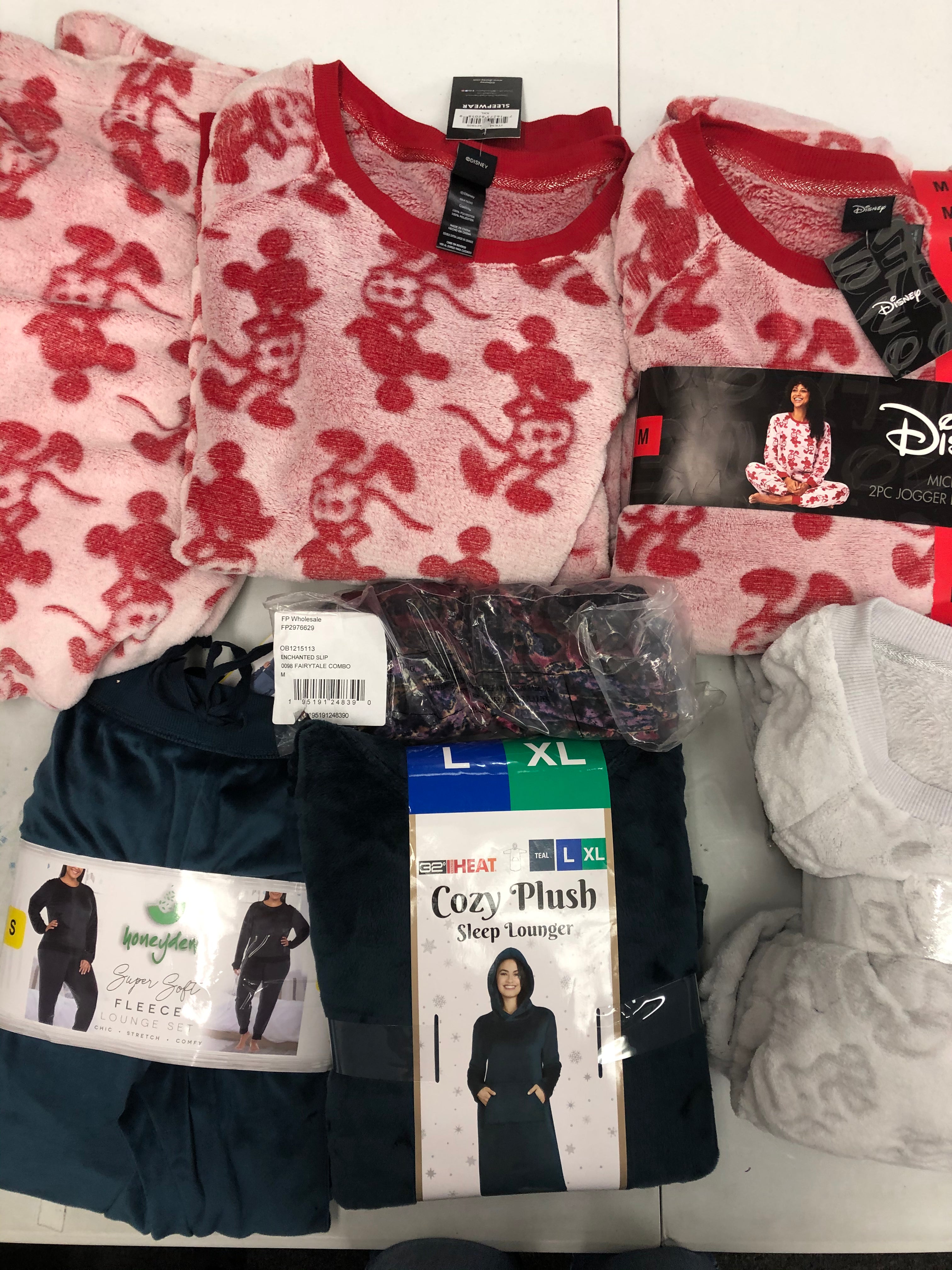 Women's Clothing Sleepwear Wholesale Lot, FREE PEOPLE, DISNEY, HONEYDEW and more, 7 items, Shelf Pulls, MSRP $462