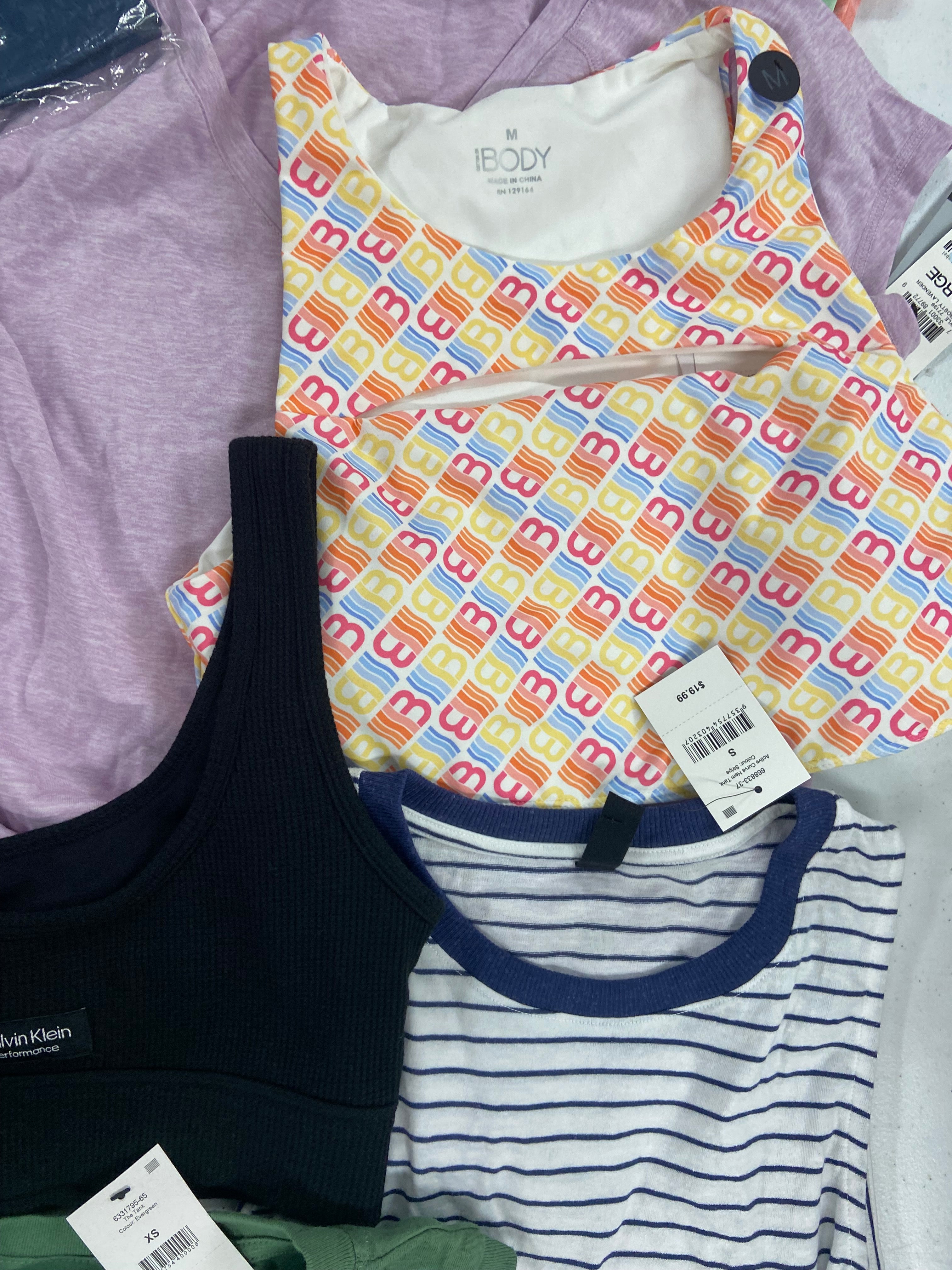 Women's Clothing Assorted Wholesale Lot, FREE PEOPLE, CALVIN KLEIN, NIKE, UNDER ARMOUR, COTTON ON and Others, 14 items, Shelf Pulls, MSRP $536