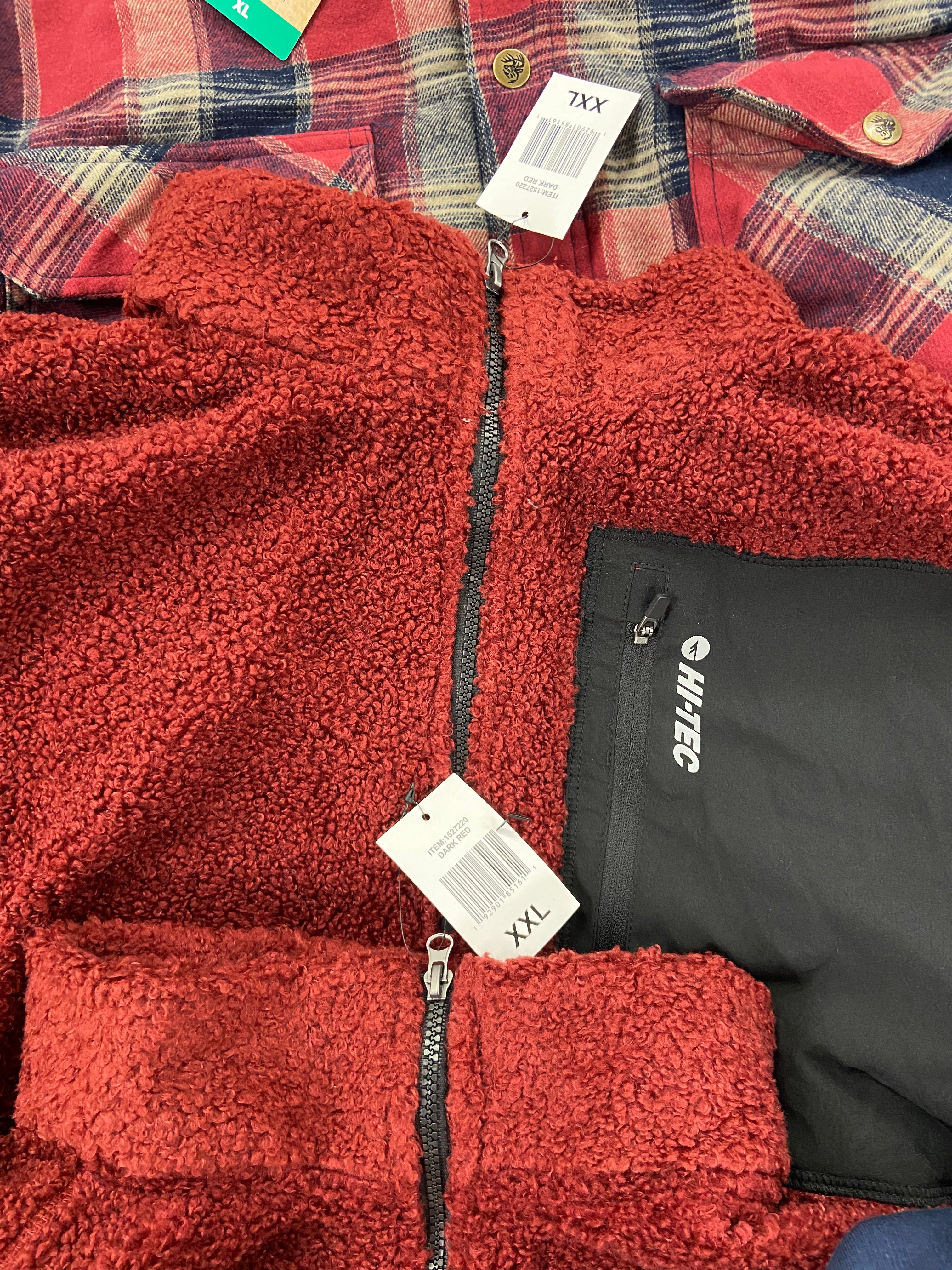 Men's Clothing Sweaters & Others Wholesale Lot, EDDIE BAUER, GERRY, LEGENDARY, HI-TEC, FREEDOM FOUNDRY, 7 items, Shelf Pulls, MSRP $440