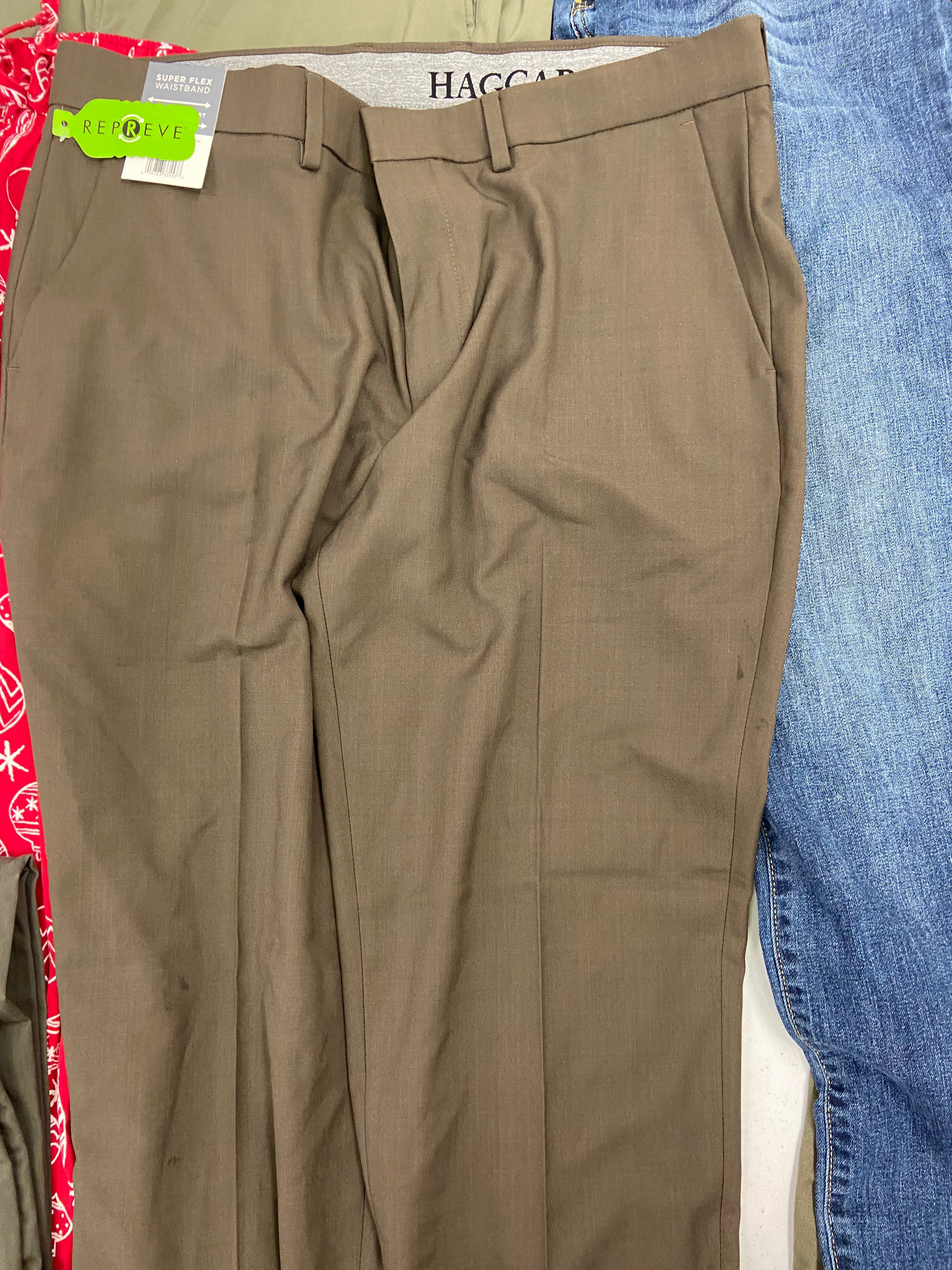 Men's Clothings Bottoms  Wholesale Lot, ADIDAS, BUFFALO DAVID BITTON, LUCKY BRAND, ENGLISH LAUNDRY, WEATHERPROOF VINTAGE and more, 8 items, CUSTOMER RETURNS