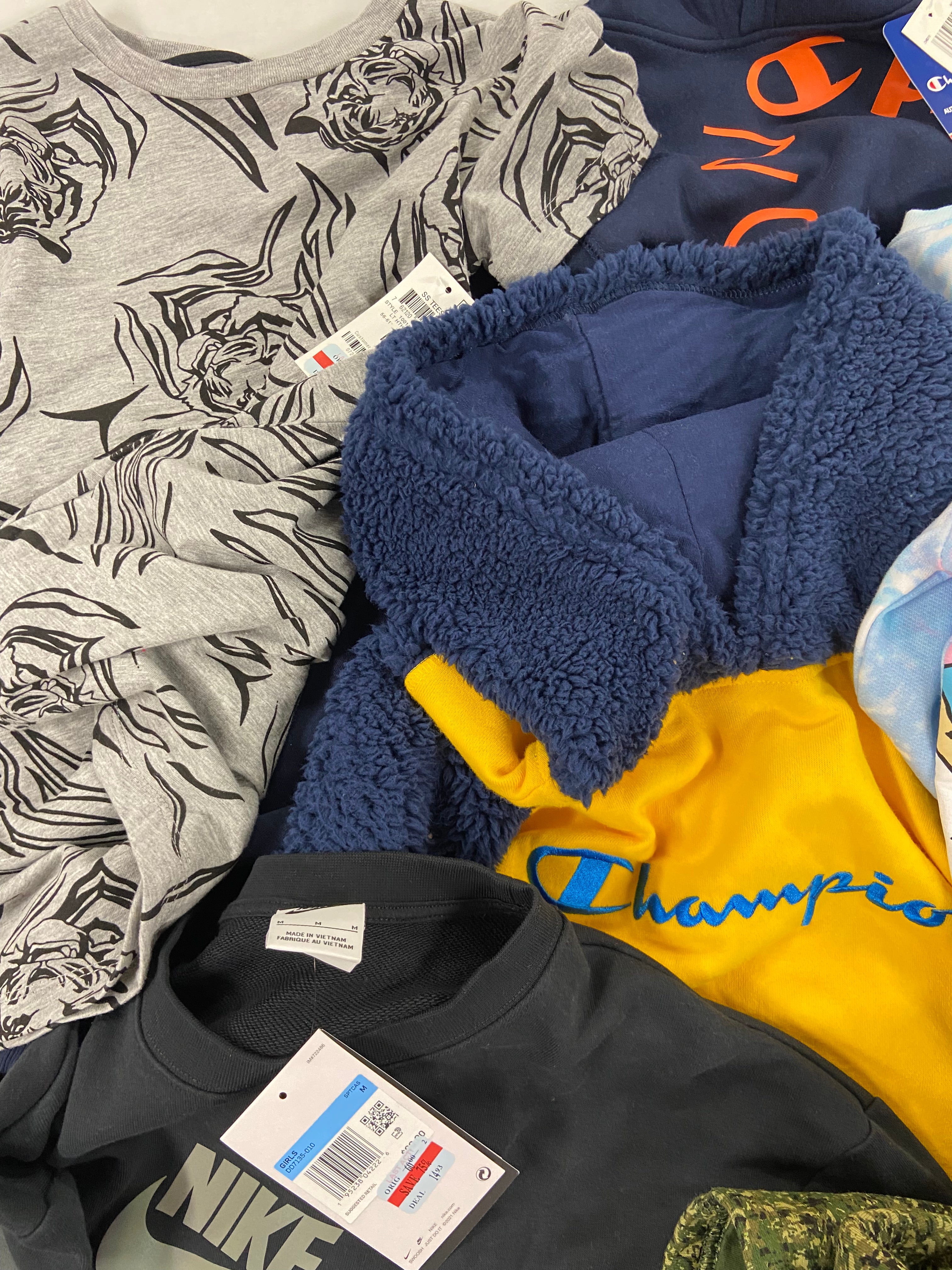 Kid's / Baby's Clothing Assorted Wholesale Lot, NIKE, CHAMPION, NEW BLUEBERRI, DISNEY, TOMMY HILFIGER and more, 18 items, Shelf Pulls, MSRP $663