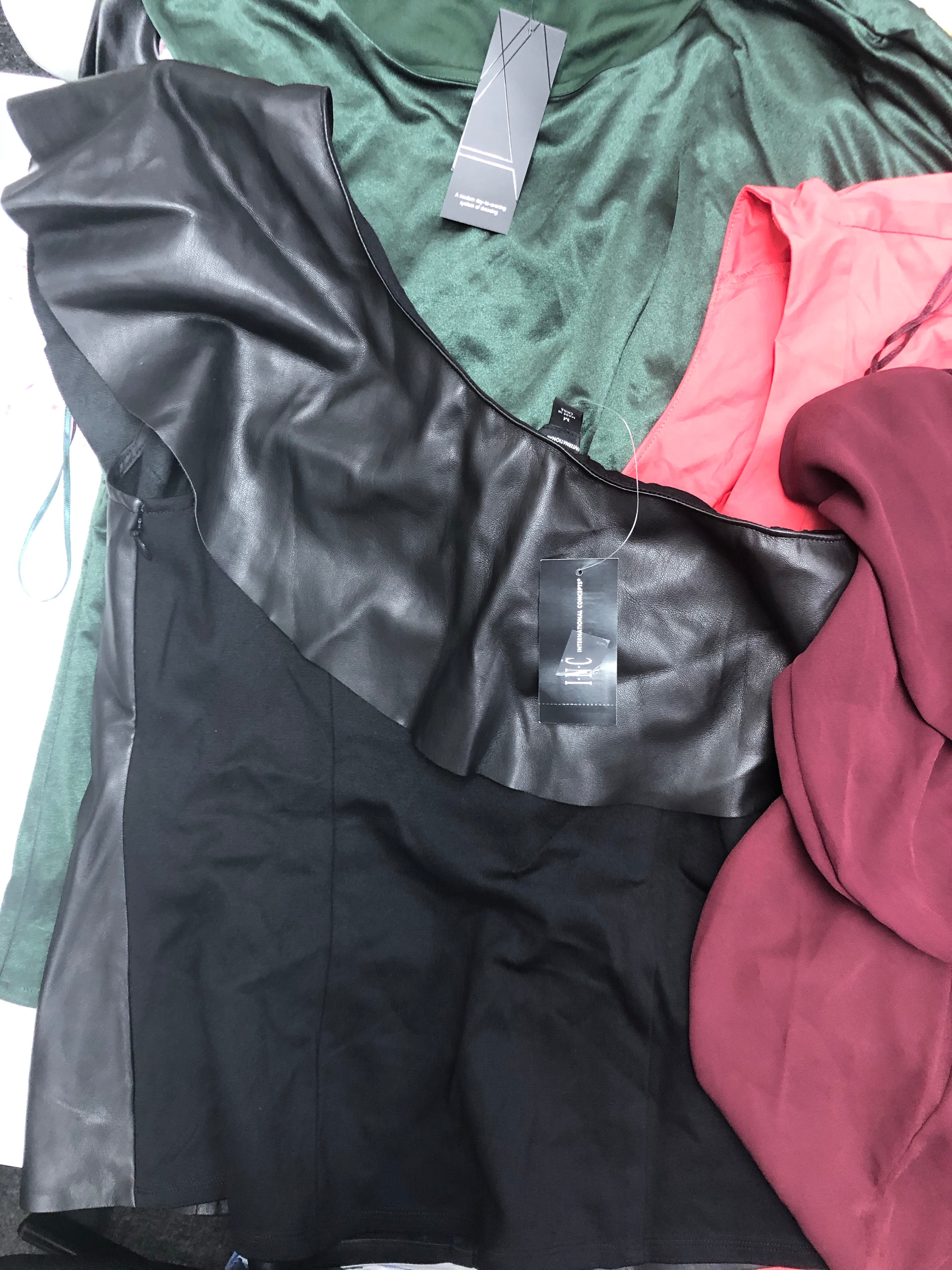 Women's Clothing Top Wholesale Lot, Tommy Hilfiger, 1 State, Alfani and more, 11 Units, Shelf Pulls, MSRP $803