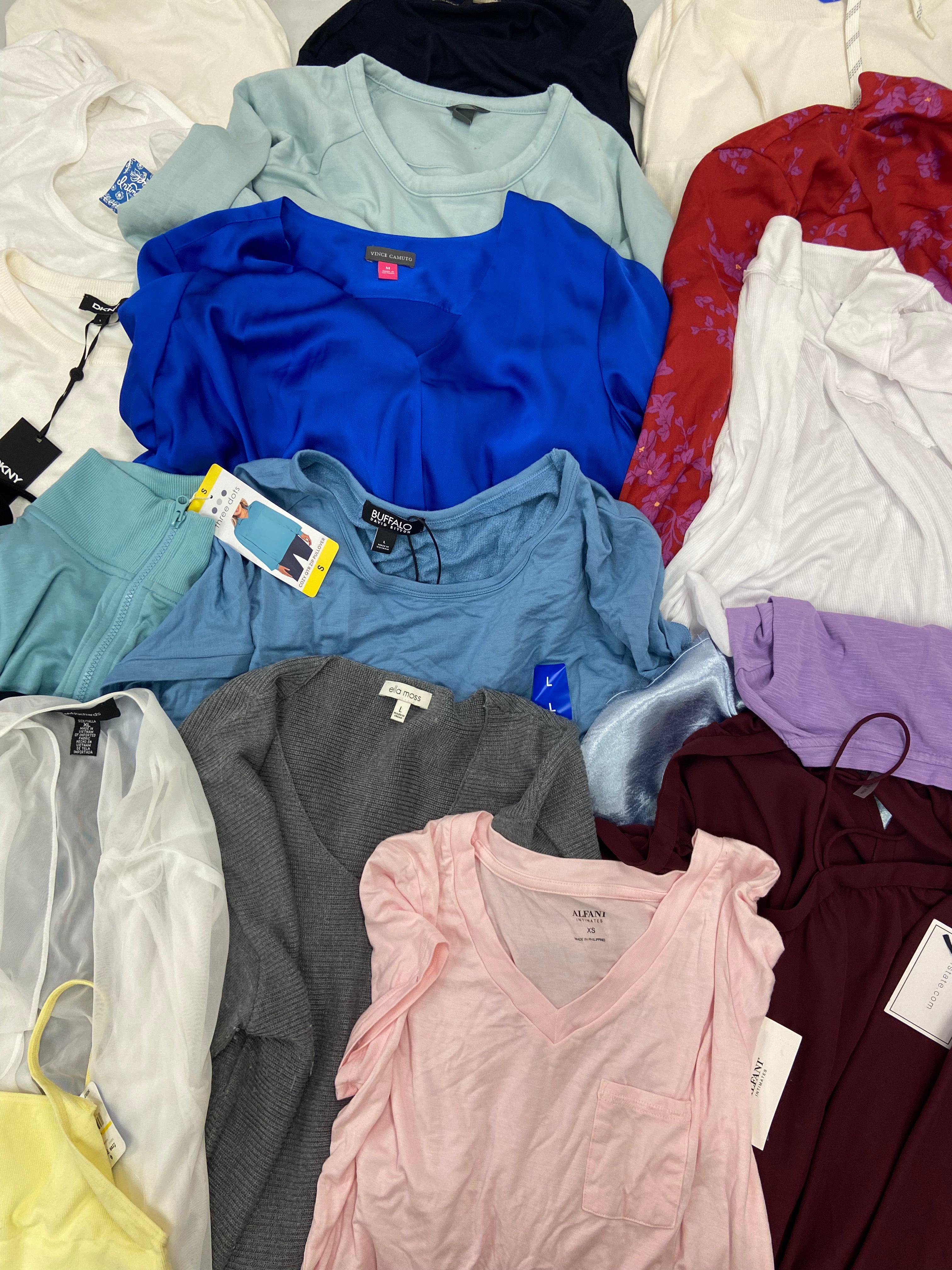 Women's?Clothings tops, Wholesale Lot, DKNY, VINCE CAMUTO, 1 STATE, BUFFALO, MARC NEW YORK, EDDIE BAUER, BANANA REPUBLIC, FREE PEOPLE and more, 23 items, CUSTOMER RETURNS