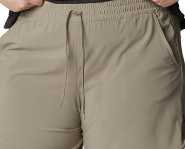 Columbia Women's Bogata Bay Stretch Shorts Plus Size 2X