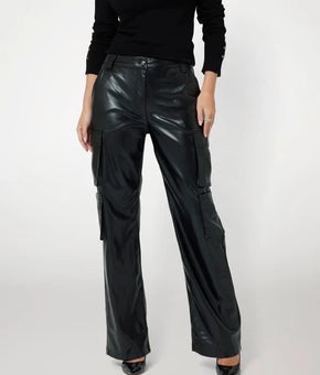 GUESS Women's Kori High-Rise Faux-Leather Cargo Pants Black Size XL MSRP $148