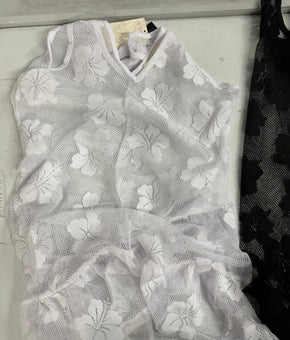 Women's Swimwear Wholesale Lot, SALT + COVE, MIKEN CLOTHING, 15 items, Shelf Pulls, MSRP $414