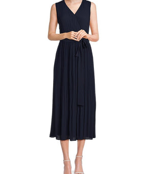 T Tahari Women's Sleeveless Pleated Maxi Dress Blue Navy Size L MSRP $148