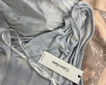 Women's Clothing Tops and Other Wholesale Lot, MICHAEL KORS, CALVIN KLEIN, DKNY, REEBOK, NY COLLECTION and more, 14 items, Shelf Pulls, MSRP $888