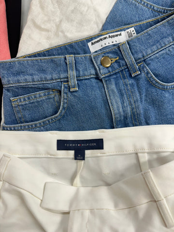 Women's Clothing Bottoms Wholesale Lot, MICHAEL KORS, TOMMY HILFIGER, GUESS, KARL LAGERFELD, AMERICAN APPAREL and more, 12 items, Shelf Pulls, MSRP $778