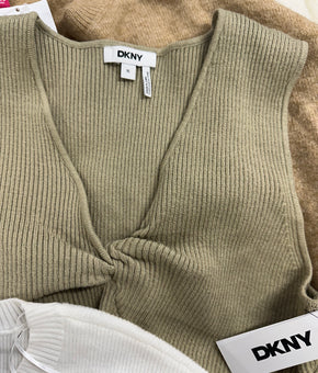 Women's Clothing Sweater Wholesale Lot, DKNY, LUCKY BRAND, VINCE CAMUTO, KARL LAGERFELD and more, 11 Items, Shelf Pulls, MSRP $1,059