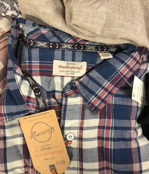 Men's Clothing Button Down Shirts & Other Wholesale Lot, TOMMY HILFIGER DKNY, TALLIA, TASSO ELBA, WEATHERPROOF, PGA TOUR and more, 12 items, Shelf Pulls, MSRP $782