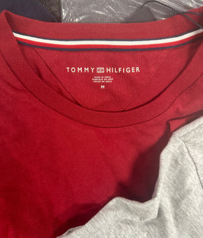 Men's Clothing T-shirts and Other Tops Wholesale Lot, TOMMY HILFIGER, LEVI'S, SPERRY, AND NOW THIS, CLUB ROOM and more, 17 items, Shelf Pulls, MSRP $694