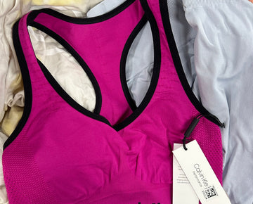 Women's Clothings Assorted, Wholesale Lot, NIKE, FREE PEOPLE, ADIDAS, DKNY and more, 15 items, CUSTOMER RETURNS