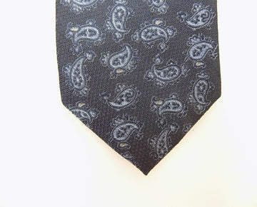 Bloomingdale's Mens Silk Professional Neck Tie Blue Navy MSRP $59