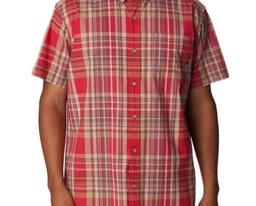 Columbia Mens Regular fit Short Sleeve Button-Up Shirt Small Red Plaid
