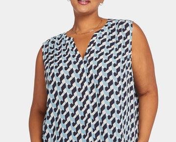 NYDJ Women's Sleeveless Pintuck Blouse in Chino Geo Plus Size 3X Blue MSRP $79