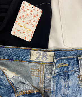 Women's Clothing Assorted Wholesale Lot, FREE PEOPLE, WACOAL, FOSSIL, IDEOLOGY and more, 23 items, Shelf Pulls, MSRP $974