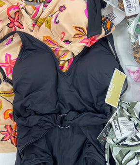 Women's Swimwear & Others Wholesale Lot, CALVIN KLEIN, MICHAEL KORS, COCO REEF, CALIFORNIA WAVES, ROD BEATTIE BLEU, RACHEL ROY and more, 21 items, Shelf Pulls, MSRP $1,008