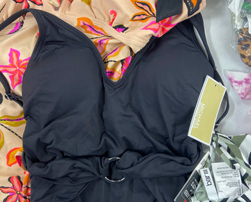 Women's Swimwear & Others Wholesale Lot, CALVIN KLEIN, MICHAEL KORS, COCO REEF, CALIFORNIA WAVES, ROD BEATTIE BLEU, RACHEL ROY and more, 21 items, Shelf Pulls, MSRP $1,008