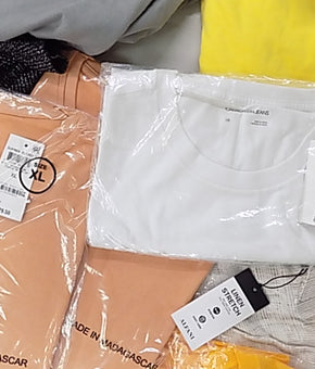 Men's Clothing Calvin Klein, Adidas, Polo Ralph Lauren, Tasso Elba, American Apparel, Alfani, Club Room , INC and more, 27 Units, Shelf Pulls, MSRP $1,061.48