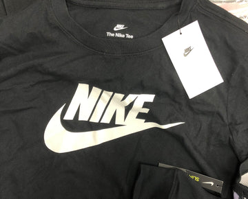 Women's Clothing T-shirts and Other Tops Wholesale Lot, NIKE, LUCKY BRAND, FILA, EDDIE BAUER, KIRKLAND, AMERICAN APPAREL and more, 18 items, Shelf Pulls, MSRP $527