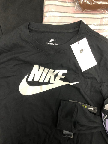 Women's Clothing T-shirts and Other Tops Wholesale Lot, NIKE, LUCKY BRAND, FILA, EDDIE BAUER, KIRKLAND, AMERICAN APPAREL and more, 18 items, Shelf Pulls, MSRP $527