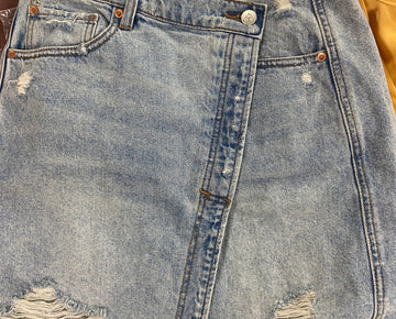 Women's Clothing Assorted Wholesale Lot, ADIDAS, FREE PEOPLE, CK PERFORMANCE, AMERICAN APPAREL, VINCE CAMUTO, KENSIE and more, 23 items, Shelf Pulls, MSRP $746