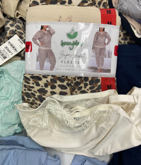 Women's Clothing Intimates and Others Wholesale Lot, LUCKY BRAND, ADIDAS, CAROLE HOCHMAN, HONEYDEW, LILYETTE and more, 21 items, Shelf Pulls, MSRP $630